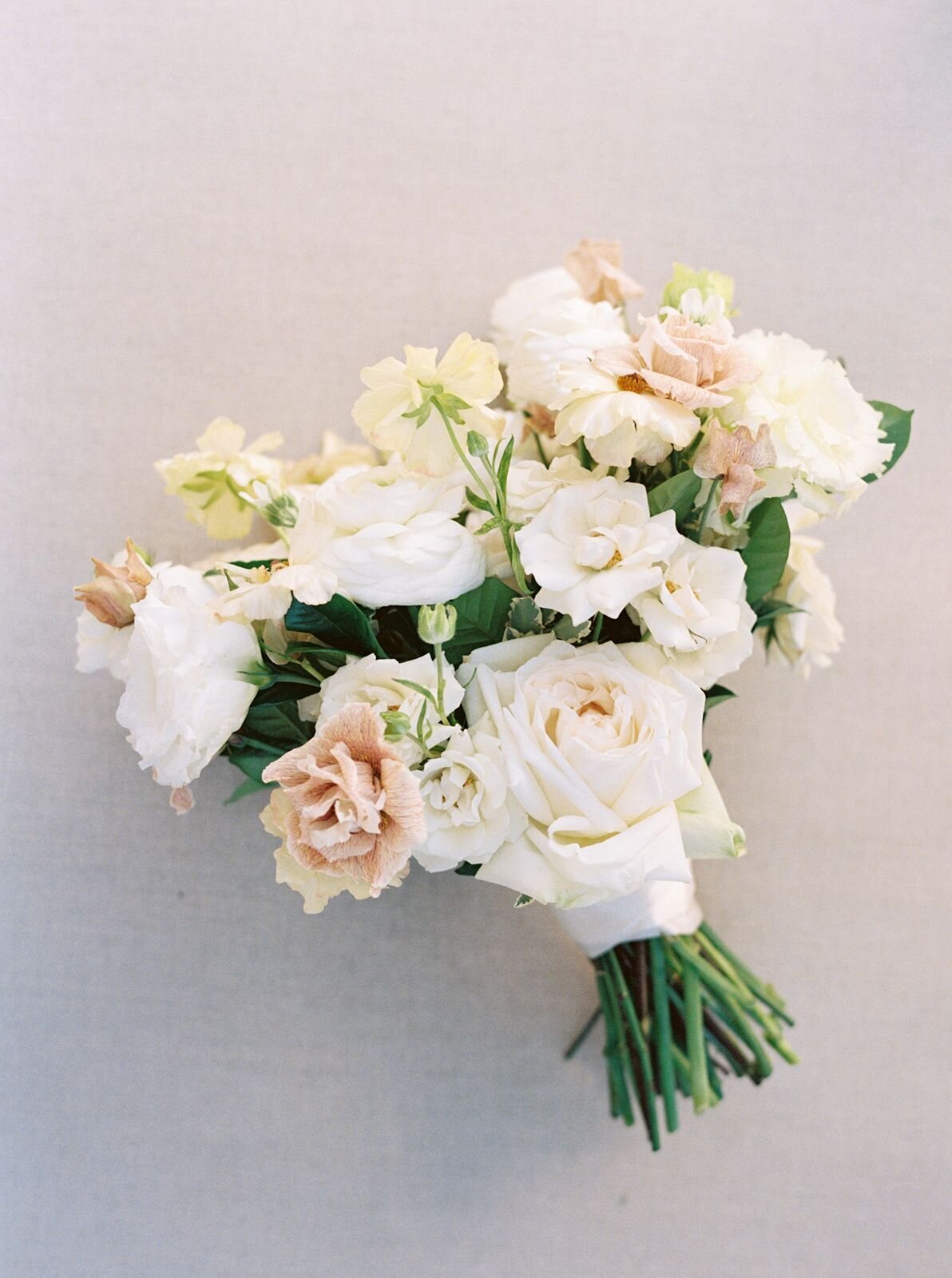 leila-james-events-newport-rhode-island-luxury-wedding-planner-castle-hill-inn-venue-jillian-knight-wedding-photographer-1a.GettingReady-12 copy