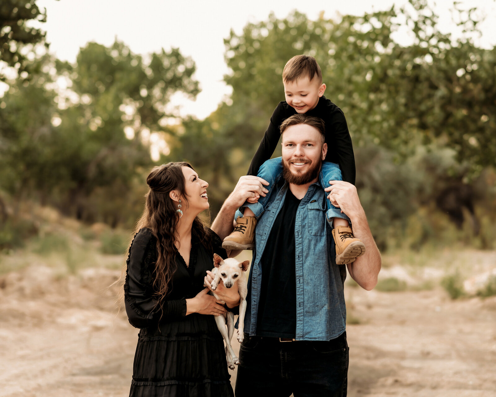 family photos with a dog in Utah
