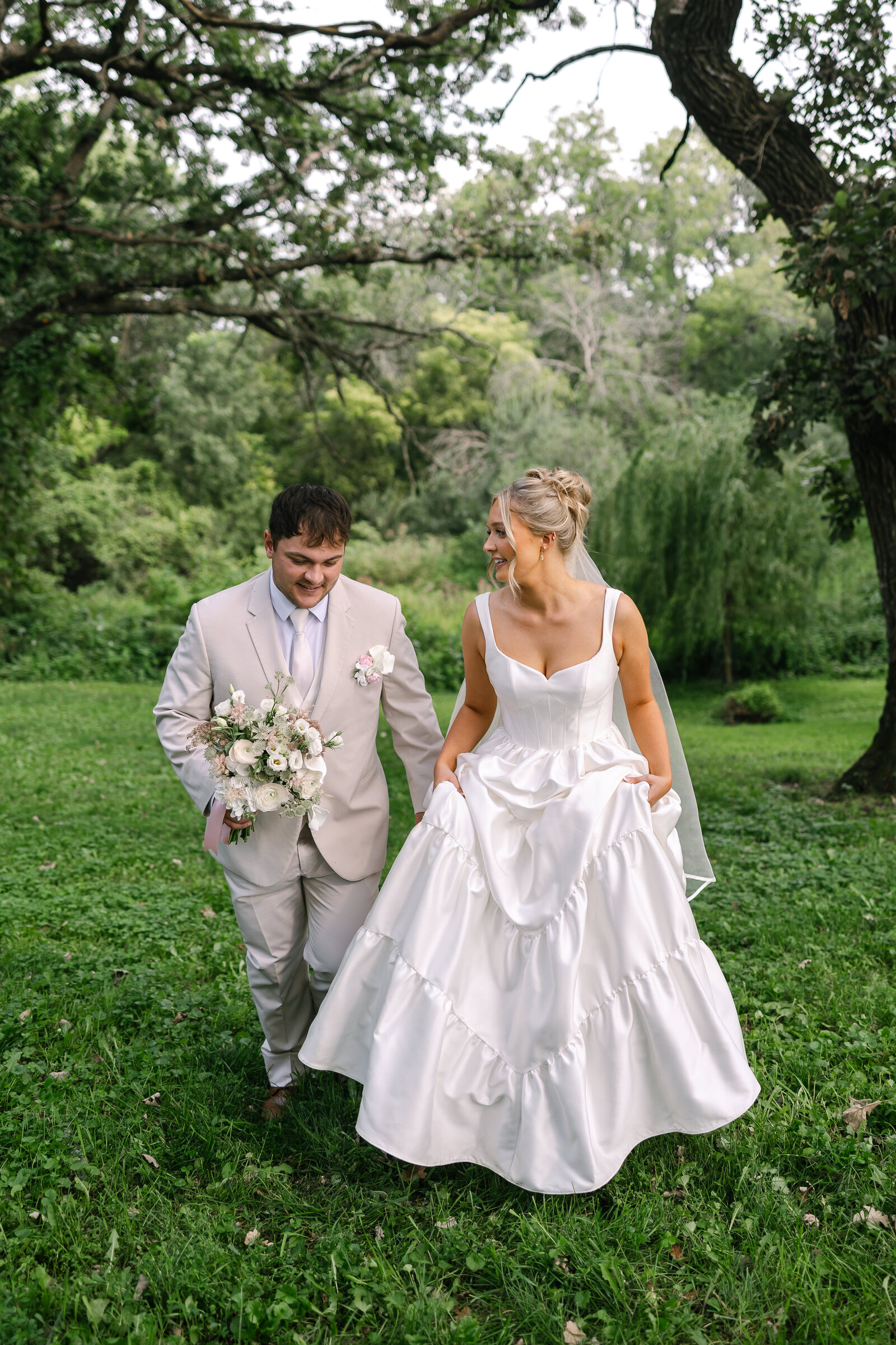 Alex-McCrary-Photography-Andrea-Blake-Wedding-Hilton-Garden-Inn-Cedar-Falls-Iowa-56