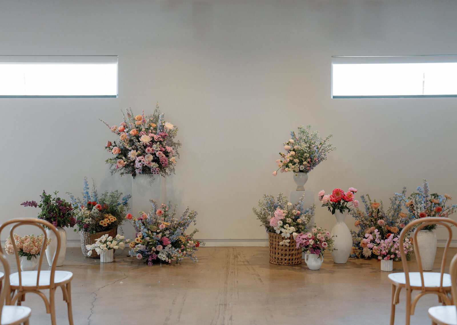 indoor-wedding-ceremony-altar-design-wedding-flowers-phoenix