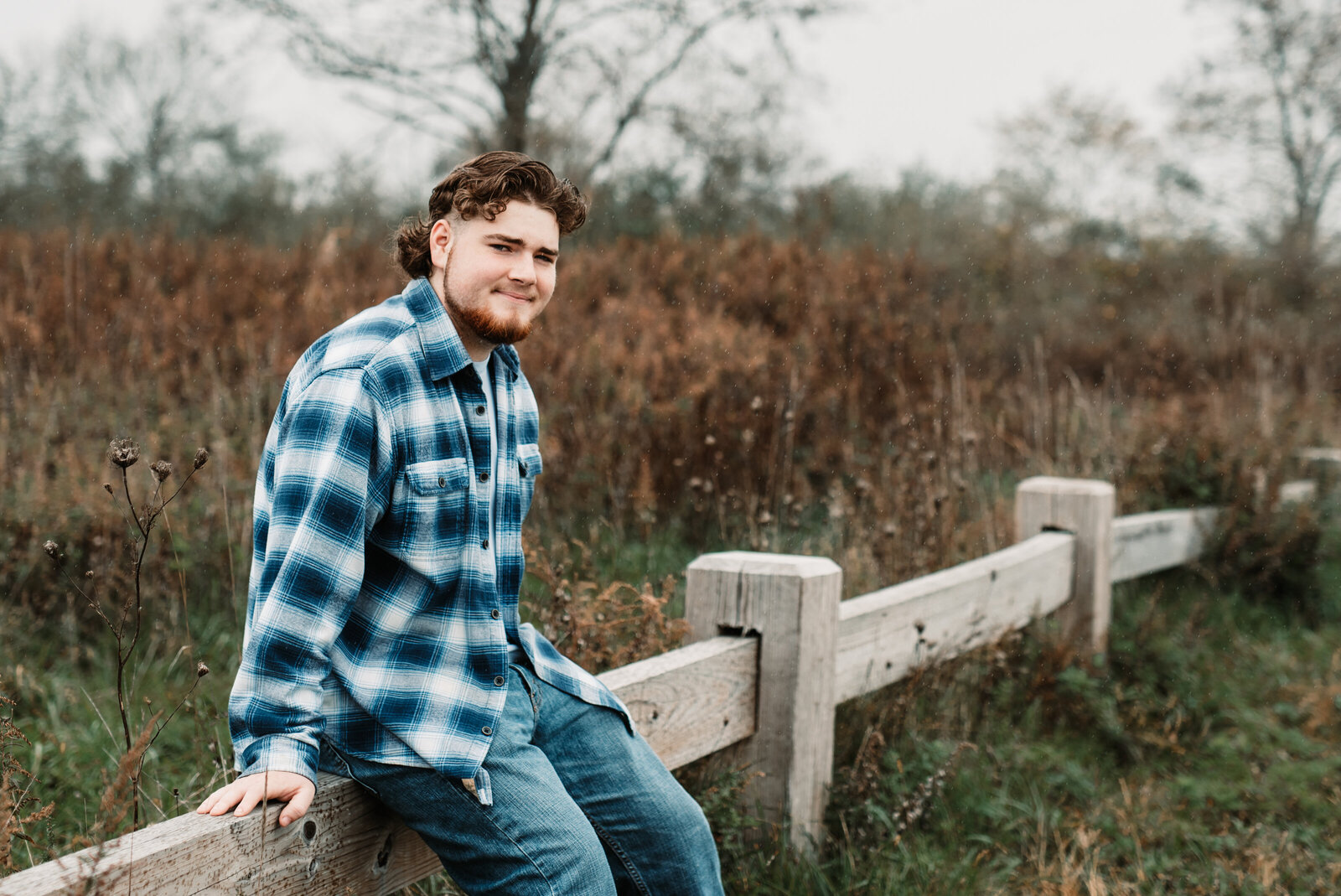 Capture a laid-back and natural high school senior session with this rustic outdoor photoshoot in Connecticut. Perfect for seniors who love nature and a relaxed vibe. Looking for senior portraits that reflect your personality? Click here to request my High School Senior Magazine for details!