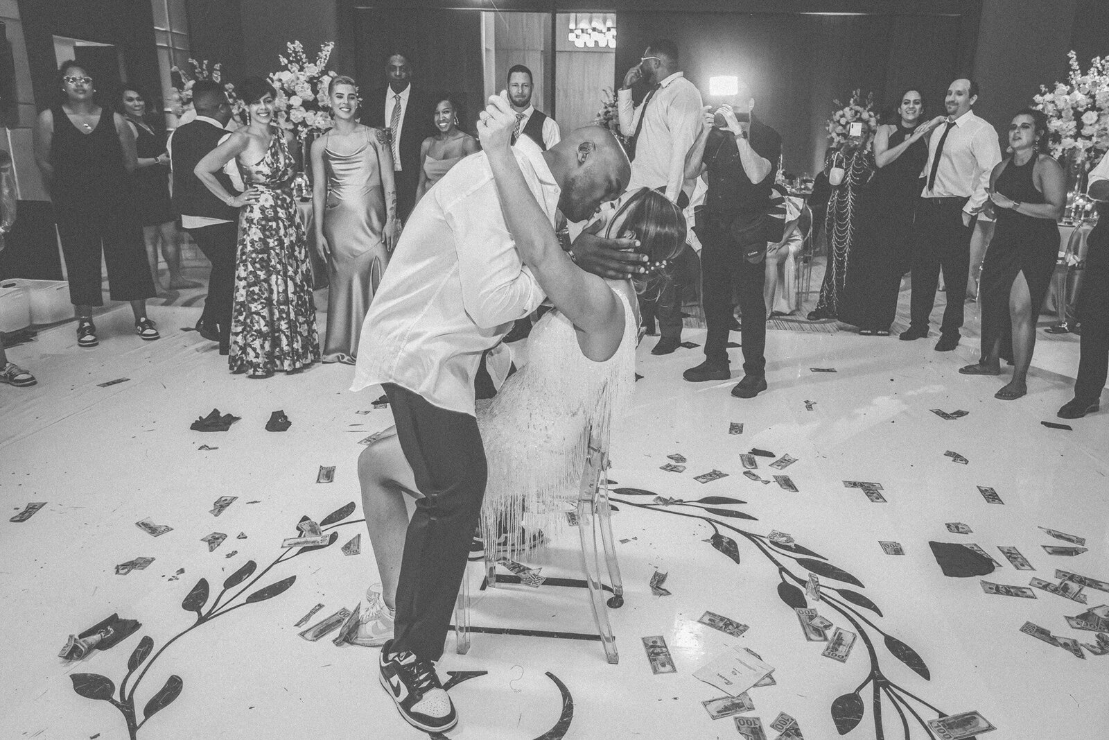 reception-dancing-the-conrad-7