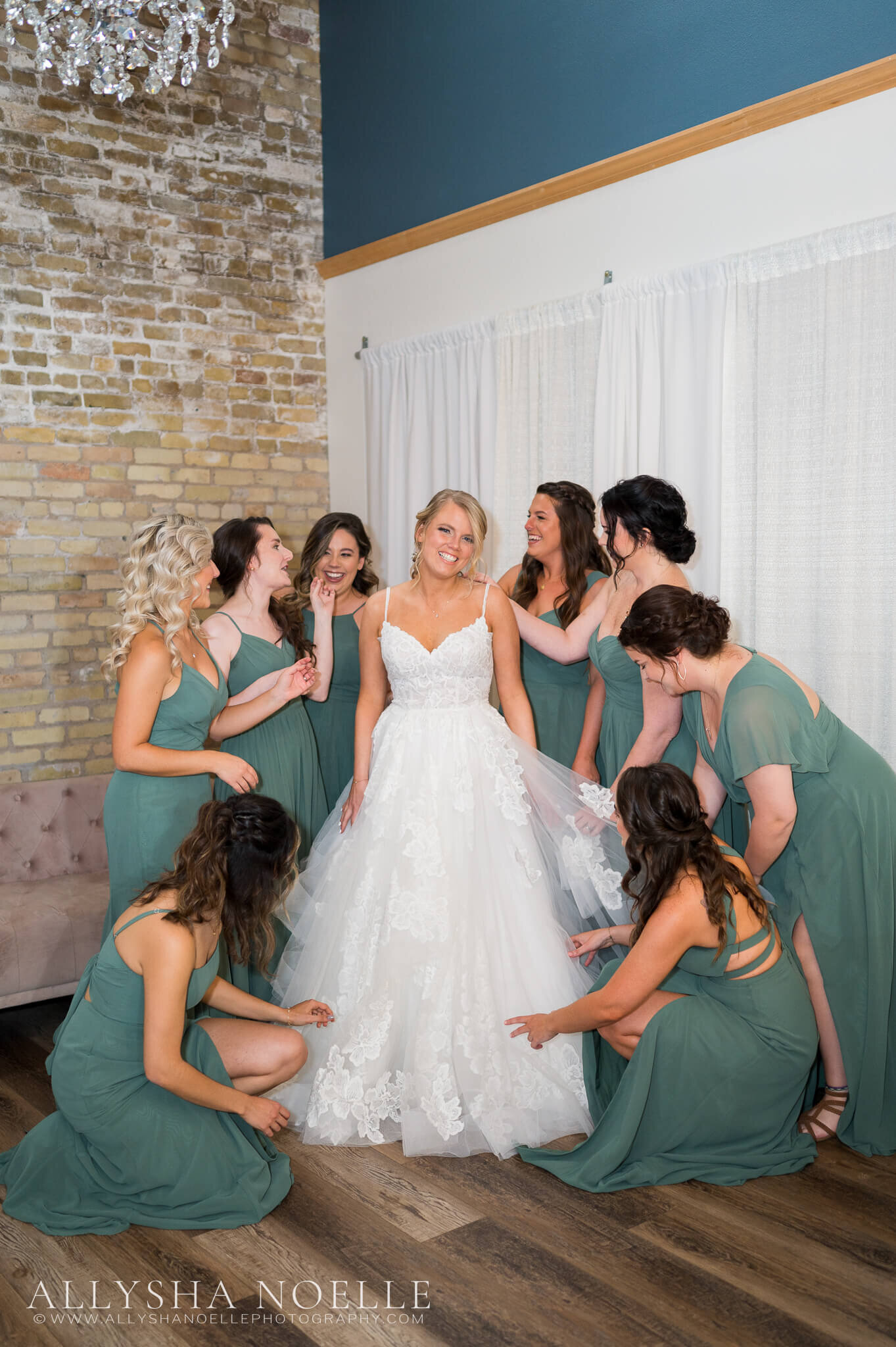 Wedding-at-The-Factory-on-Barclay-in-Milwaukee-0118
