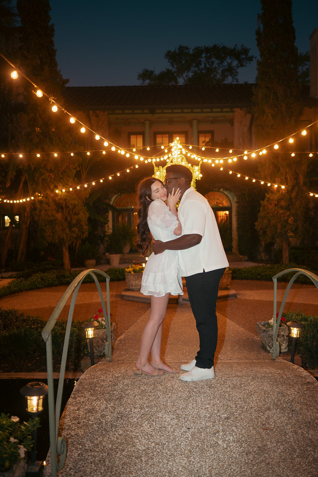 club continental ENGAGEMENT PHOTOS PHOTO BY CHABELI WOOLSEY PHOTOGRAPHY-616