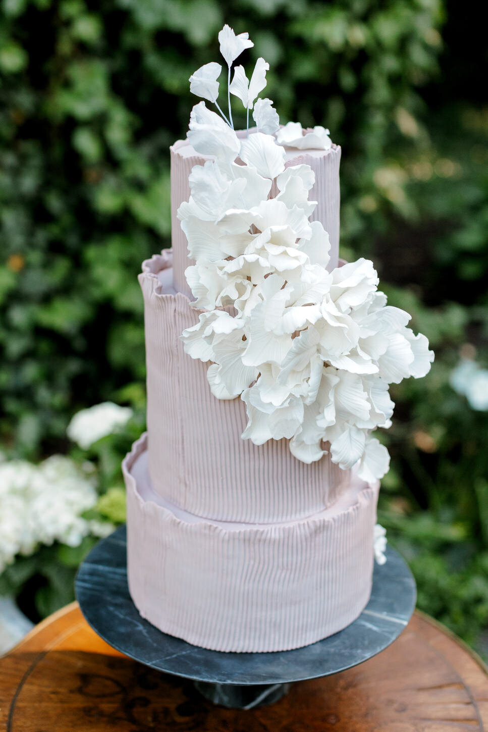 elegant-wedding-cake