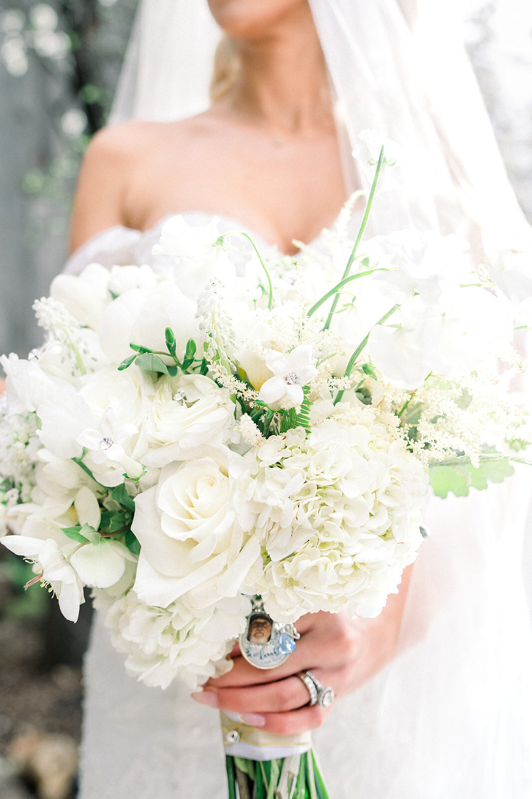Bride holding white boquet at Union Hill Wedding, California