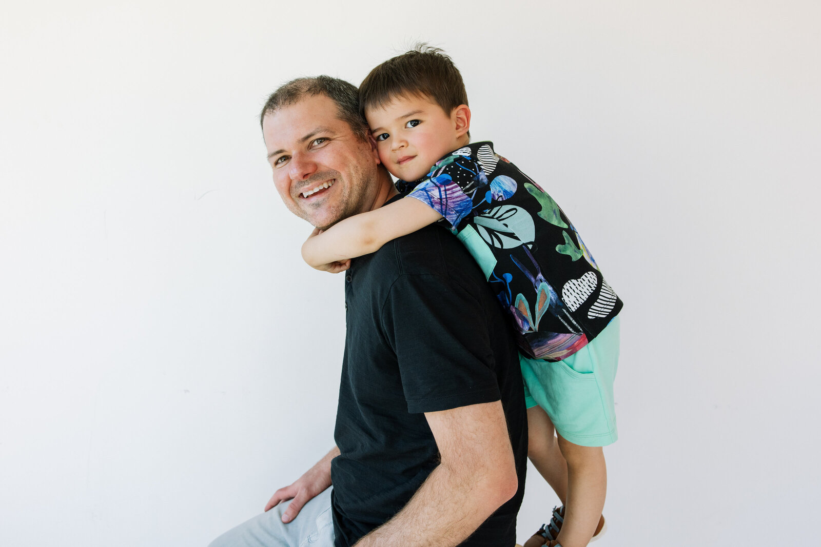 simple family photo studio oakland