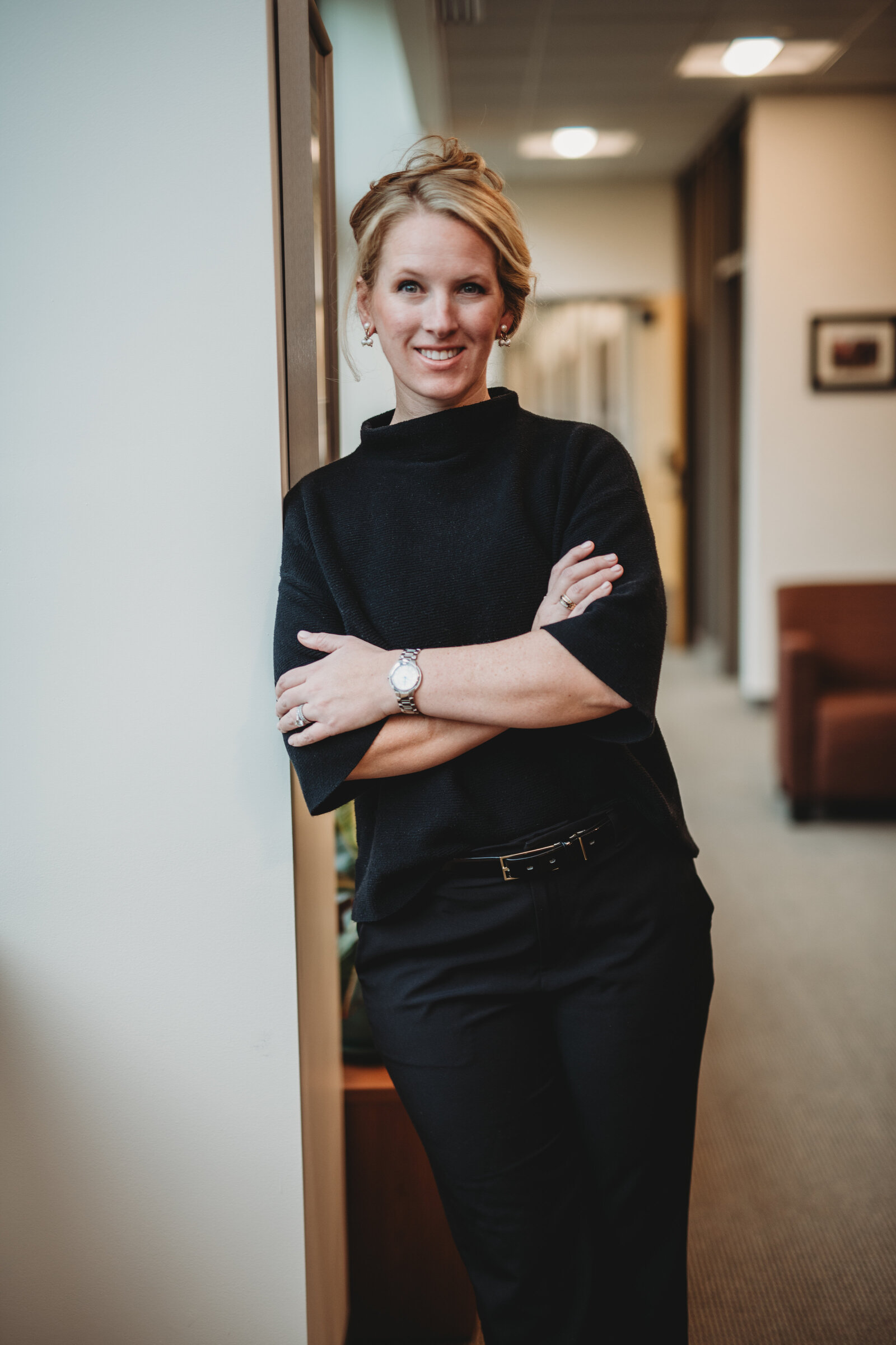 Capture confidence and professionalism with branding photography at Quinnipiac University in North Haven, CT. Perfect for educators, professors, and professionals looking to enhance their online presence with polished, approachable imagery.