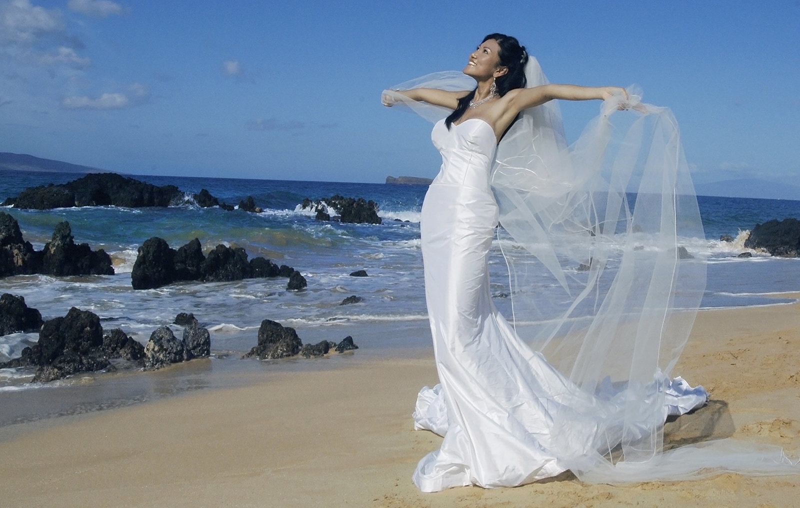 Wedding photographers on Maui | Kauai | Oahu | Big Island