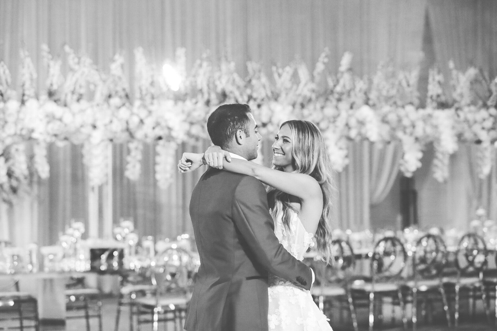 bride-groom-the-eau-reception-inside-3