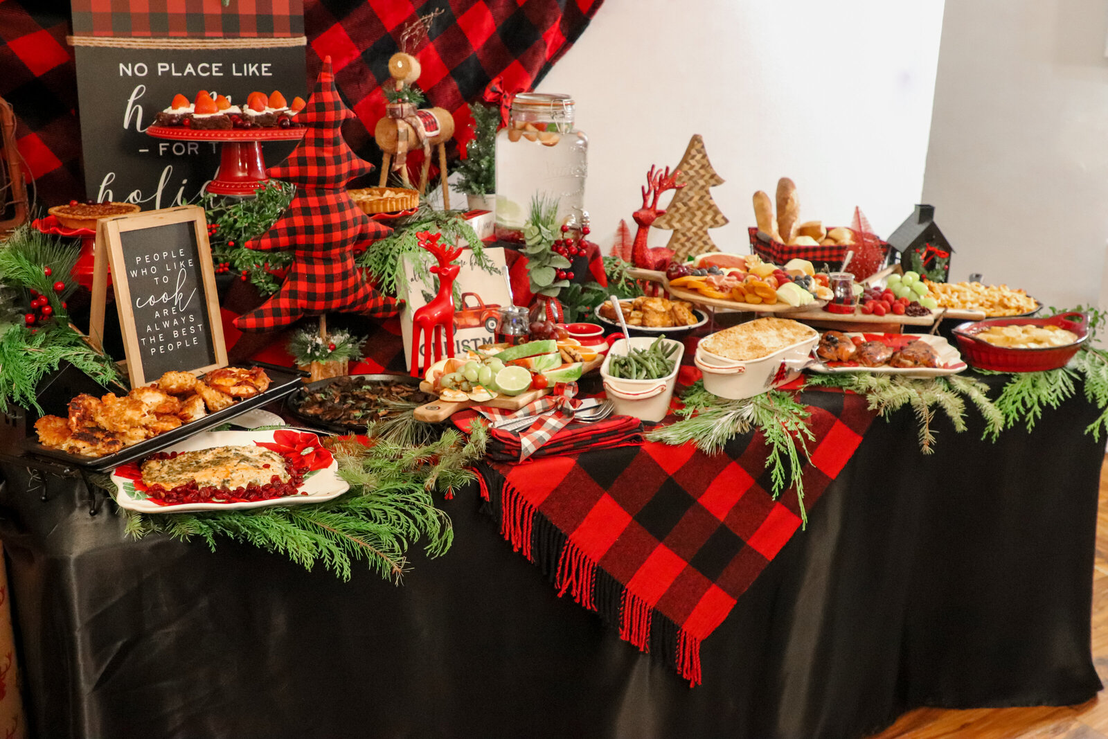 christmas luxury buffet table-1 (1)
