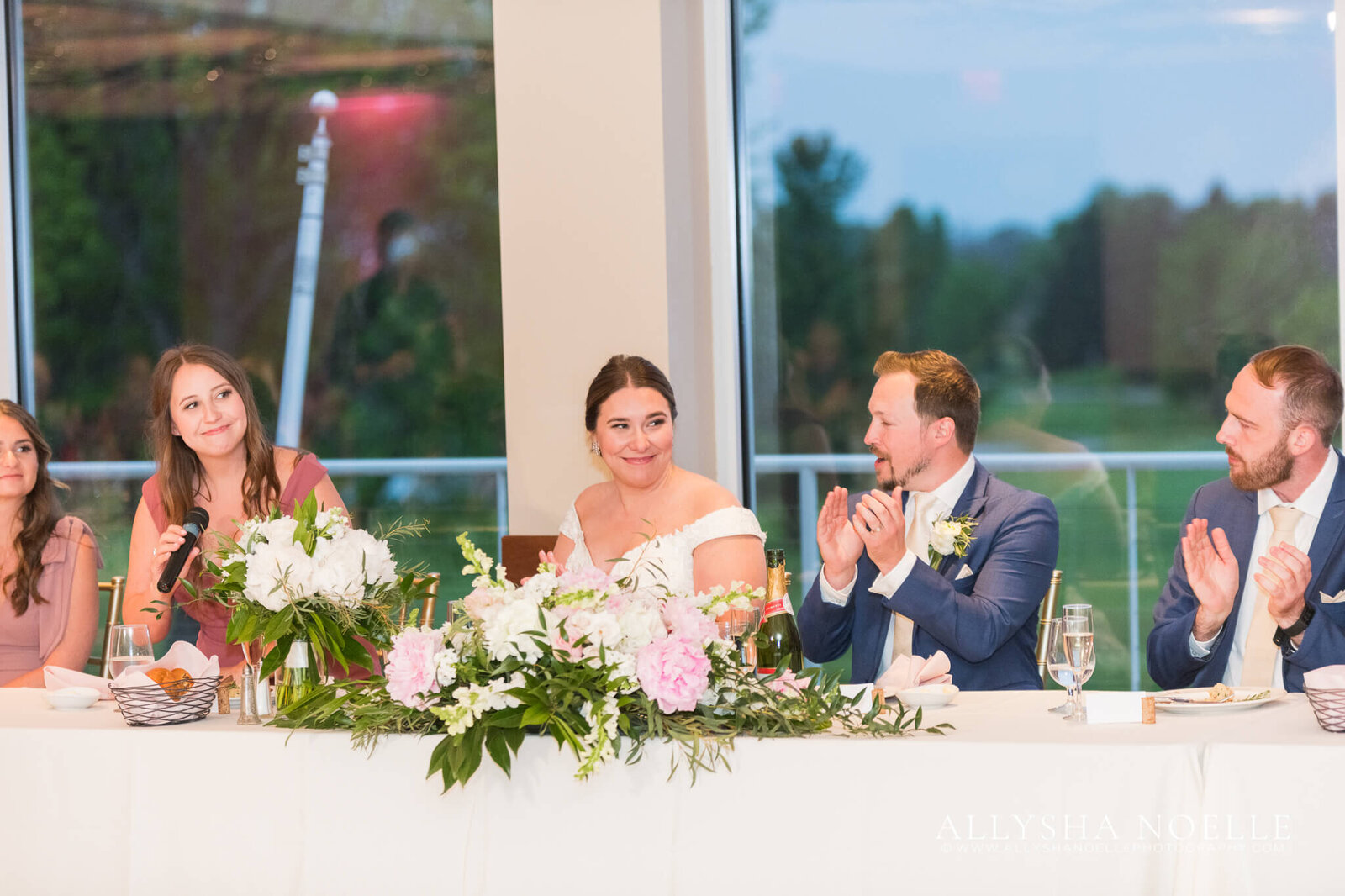 Wedding-at-River-Club-of-Mequon-773