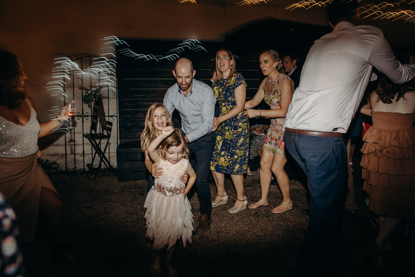 0205_Cafe_Montmartre_Candid_Wedding_Photographer