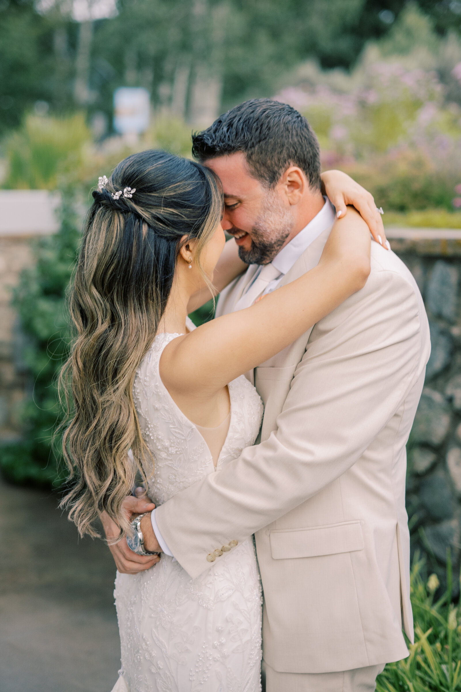 Bridgerton-Inspired Aspen, Colorado summer wedding