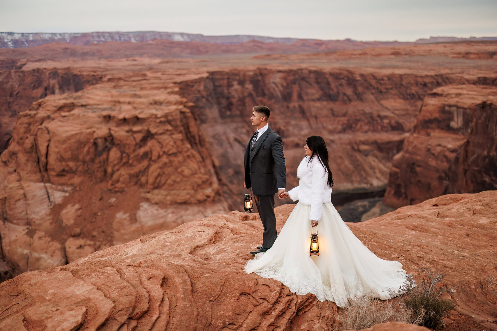 This couple eloped at Horseshoe Bend in Page, Arizona.