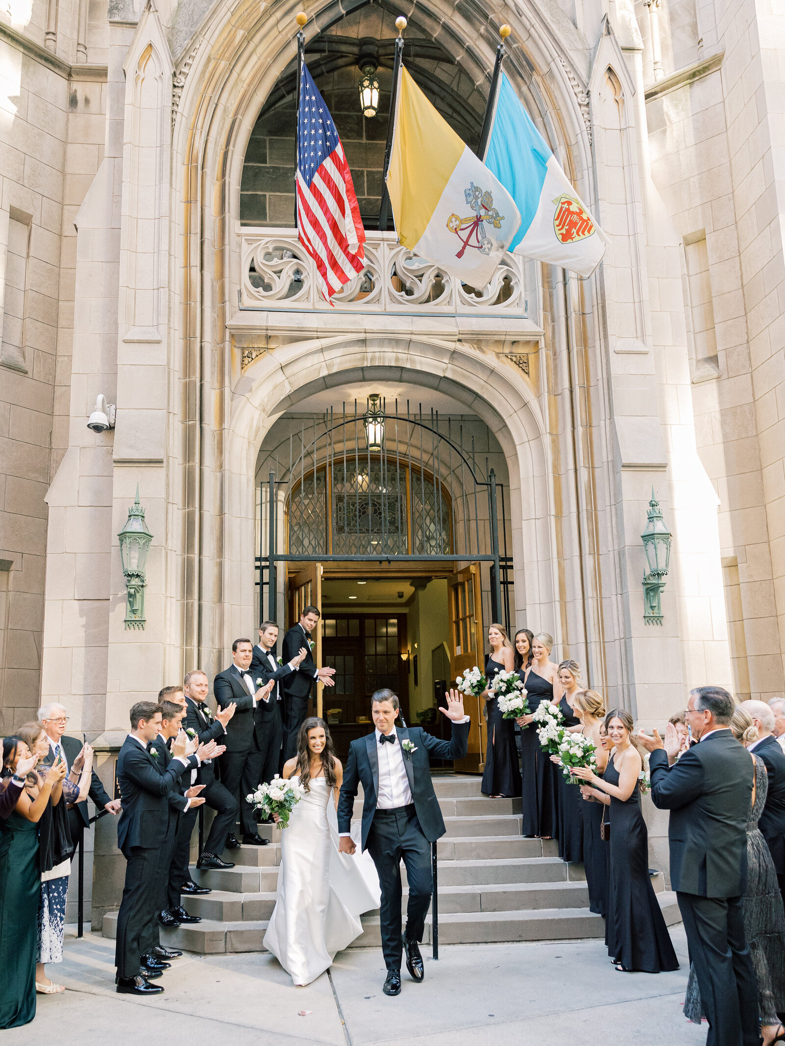 wedding ceremony at st james chapel chicago-6