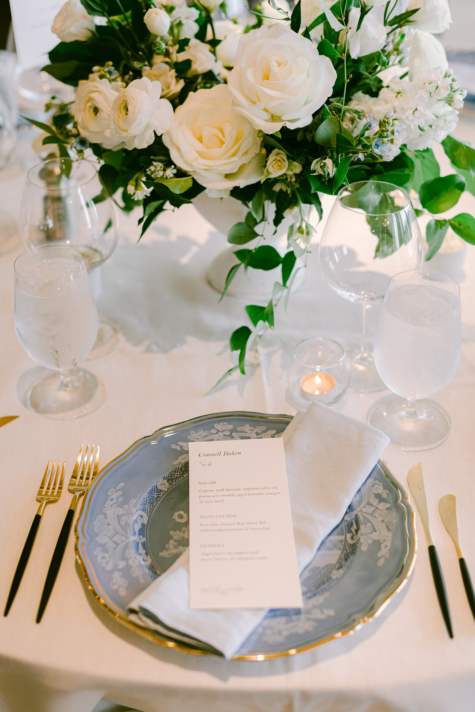 Place setting at MPCC wedding