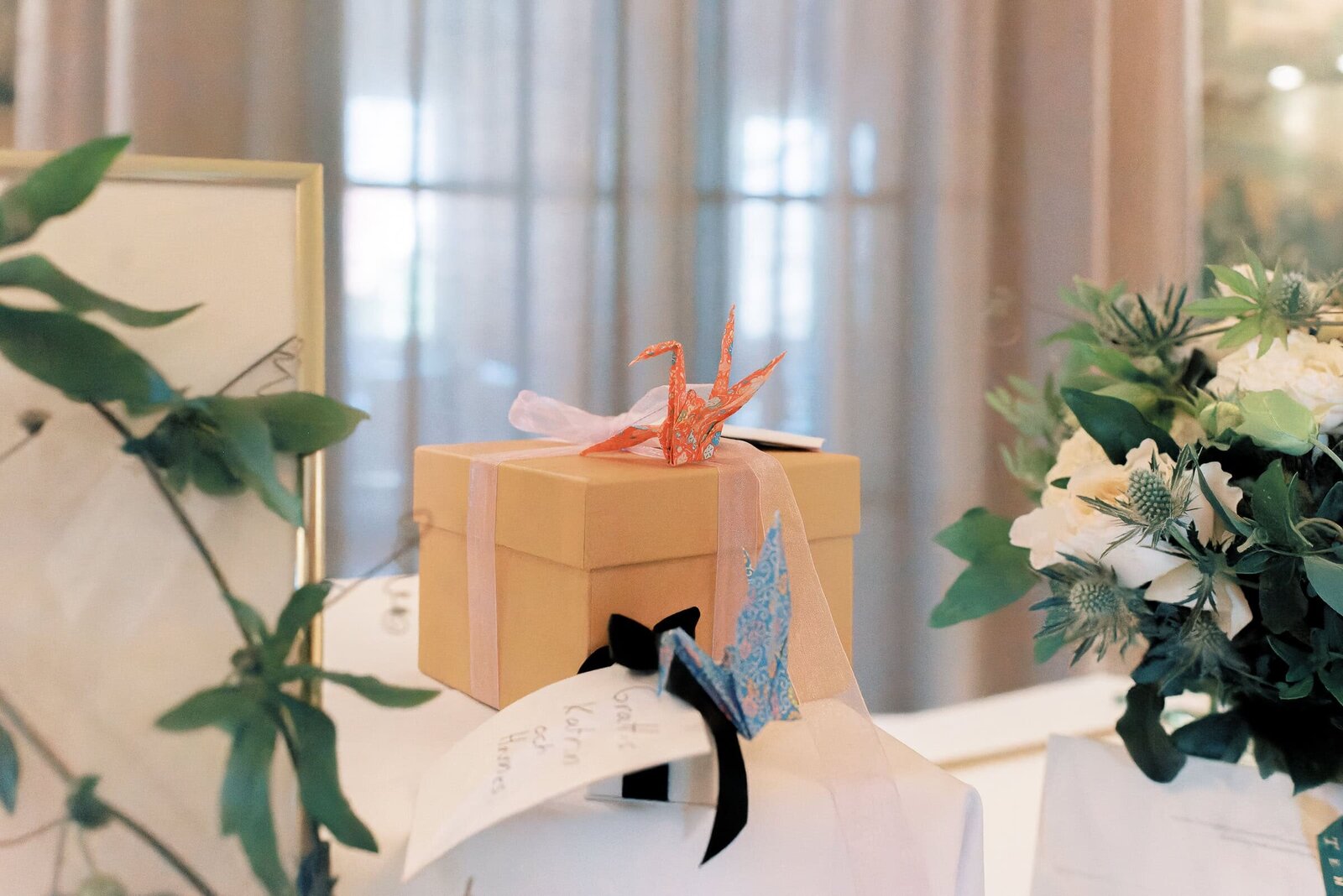 Destination Wedding Photographer Anna Lundgren in Stockholm Wedding at Stallmastaregarden Stockholm Sweden_090