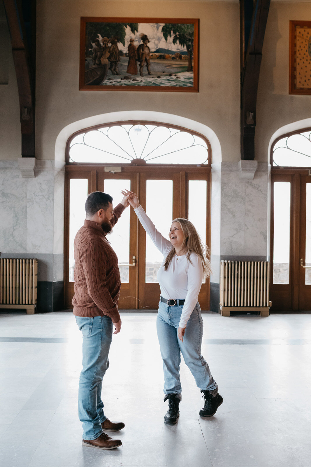 Majolica_photo_Niall_and_Lara_surprise_proposal_at_the_Mont_Royal_77