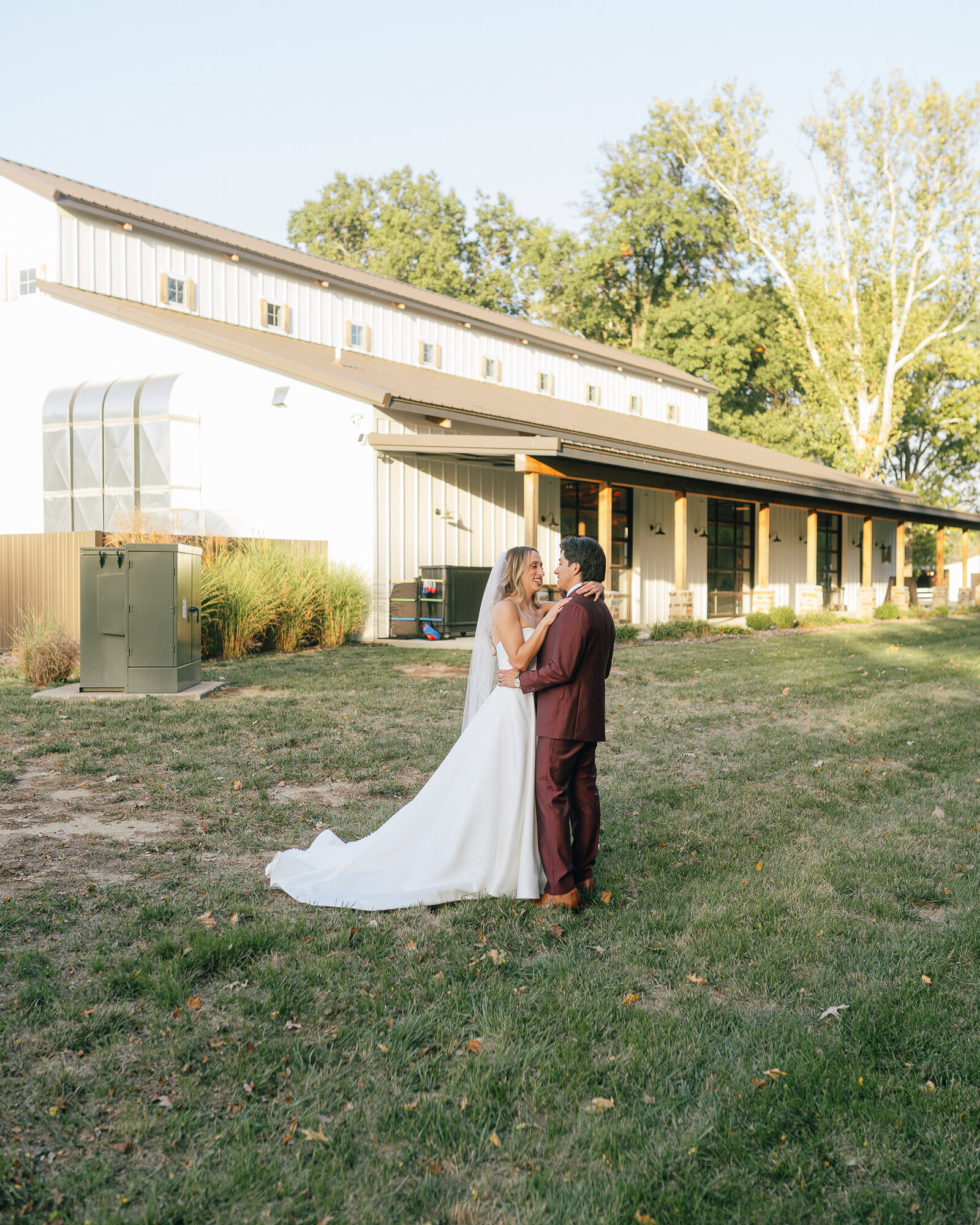Saenz The Farmhouse KC Event Venue Wedding264
