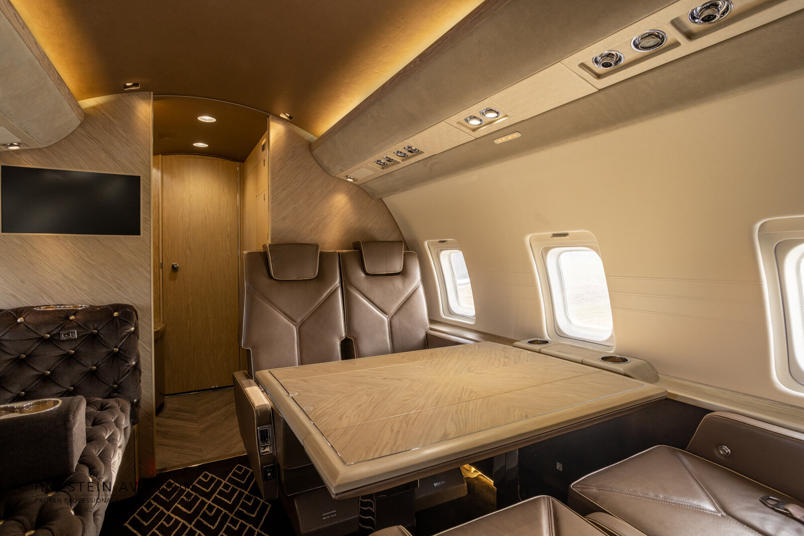 Challenger 604 Watermarked-5 (2)