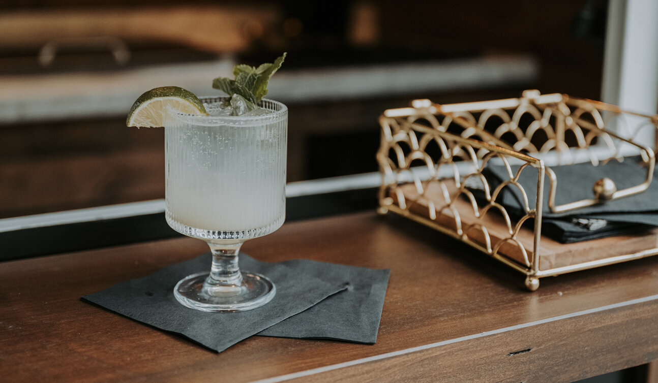 Mocktail with lime and mint garnish