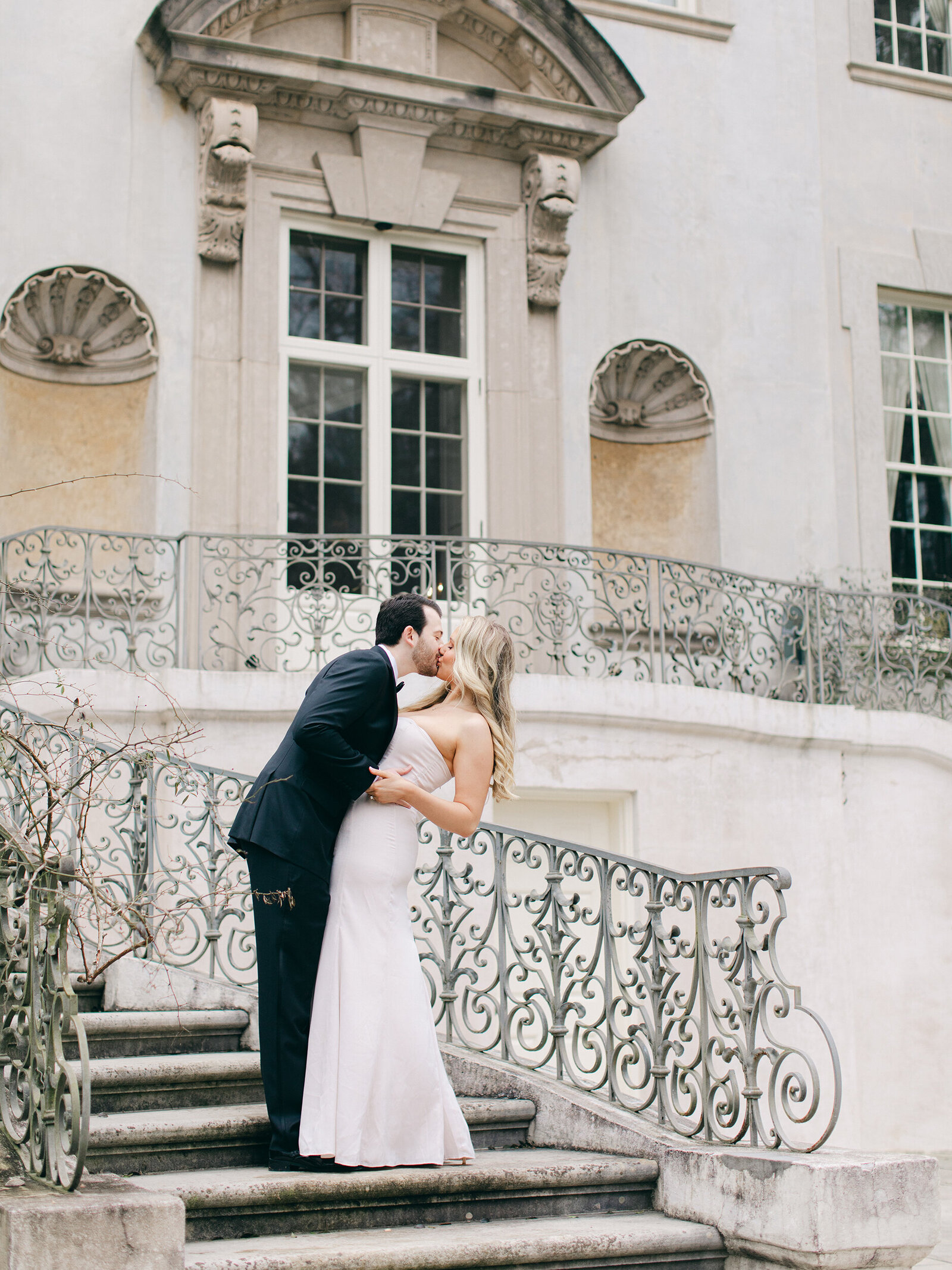 225-torianna-brooke-portraiture-swan-house-atlanta-engagement-session-kayley-ryan