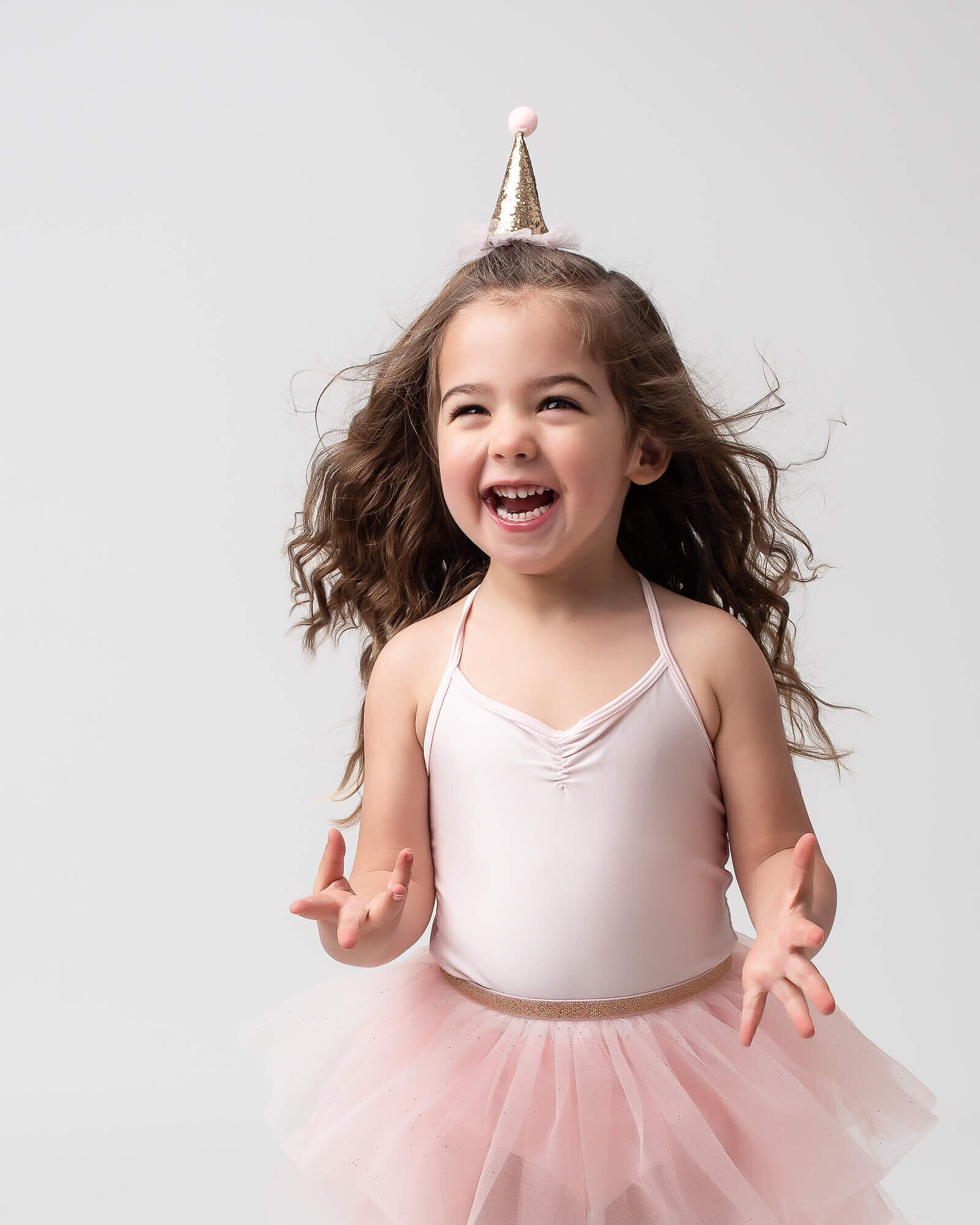 birthday photo session with 4year old girl in tutu