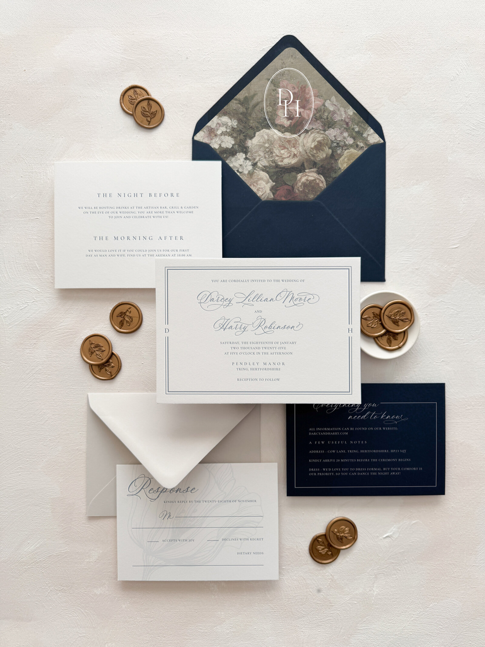 Darcey invitation display