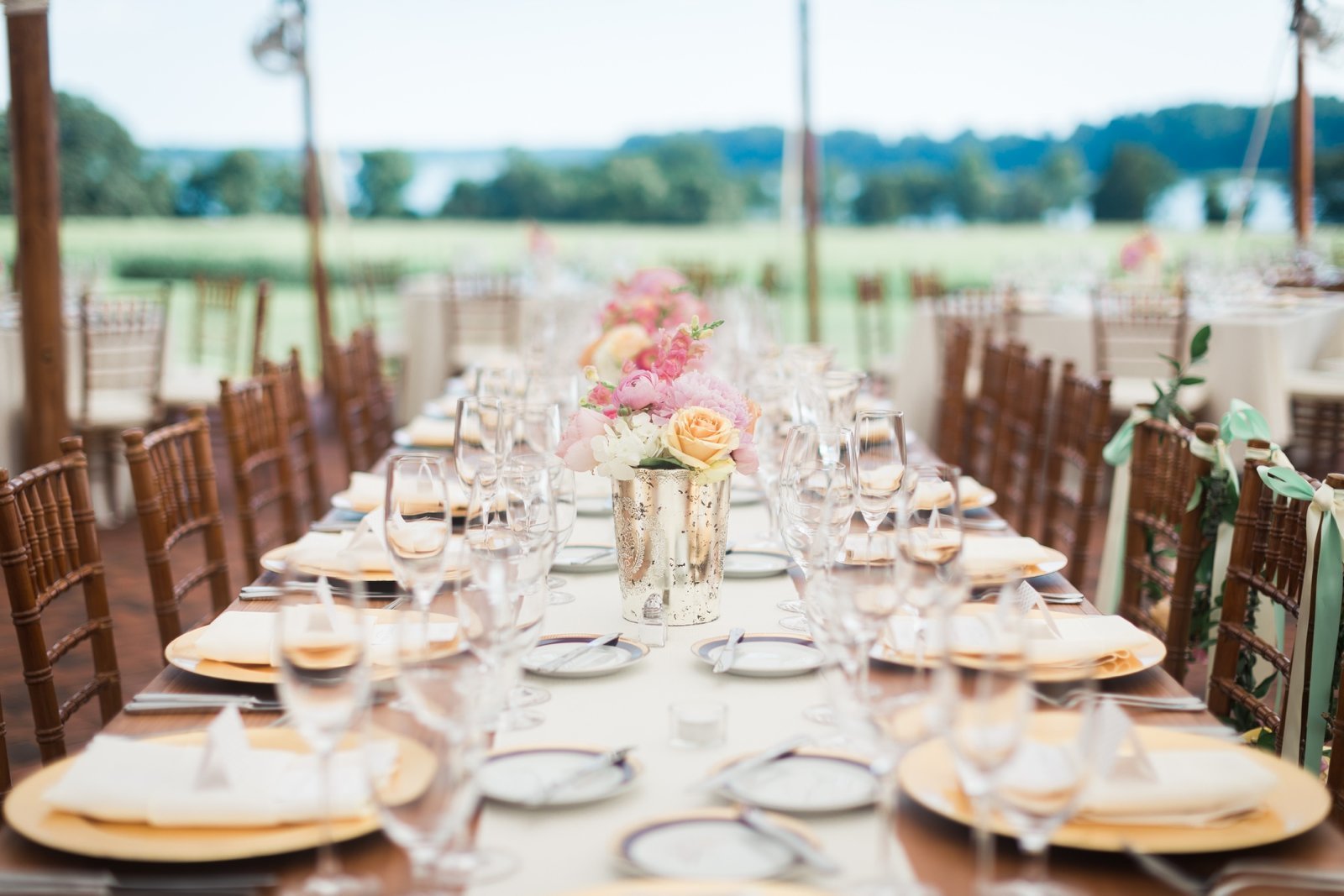 i-pink-floral-va-estate-wedding_1628