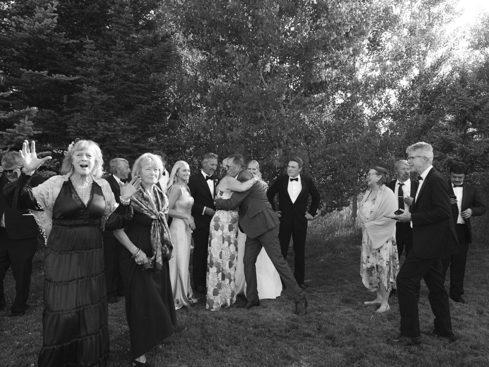 76-kelseycowley_weddingpreview_olivia&graydon