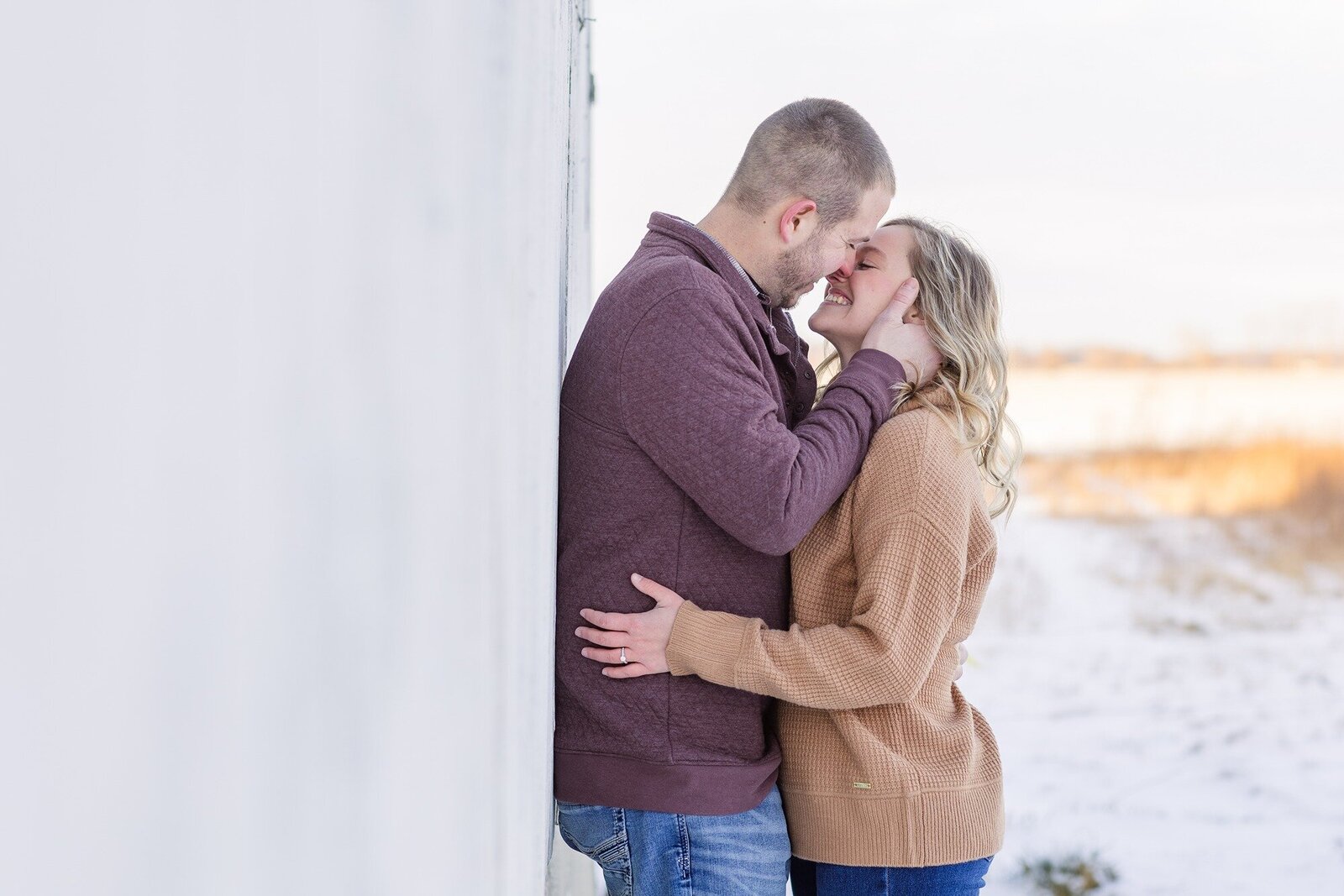 king-ohio-cow-barn-engagement-shoot-7