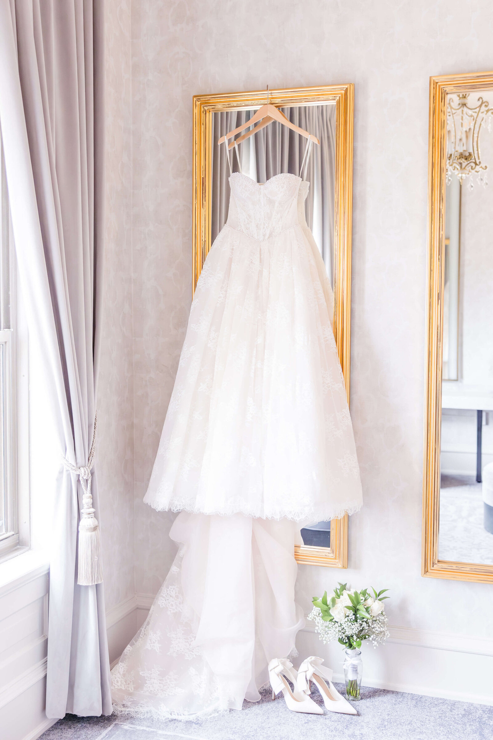 Milwaukee Wedding Photographers | Meredith Mutza Photography