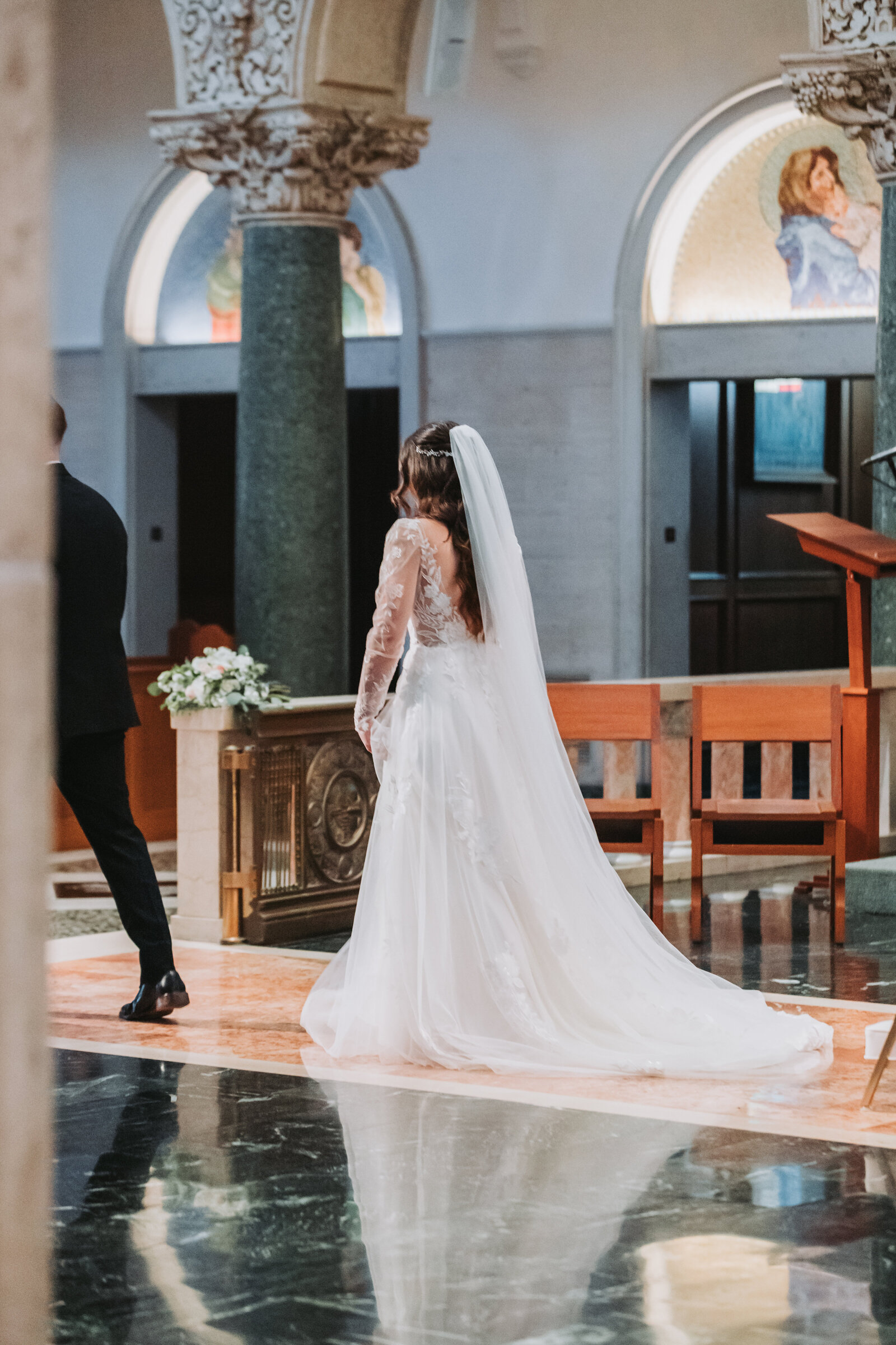 laurenandtimMass-26