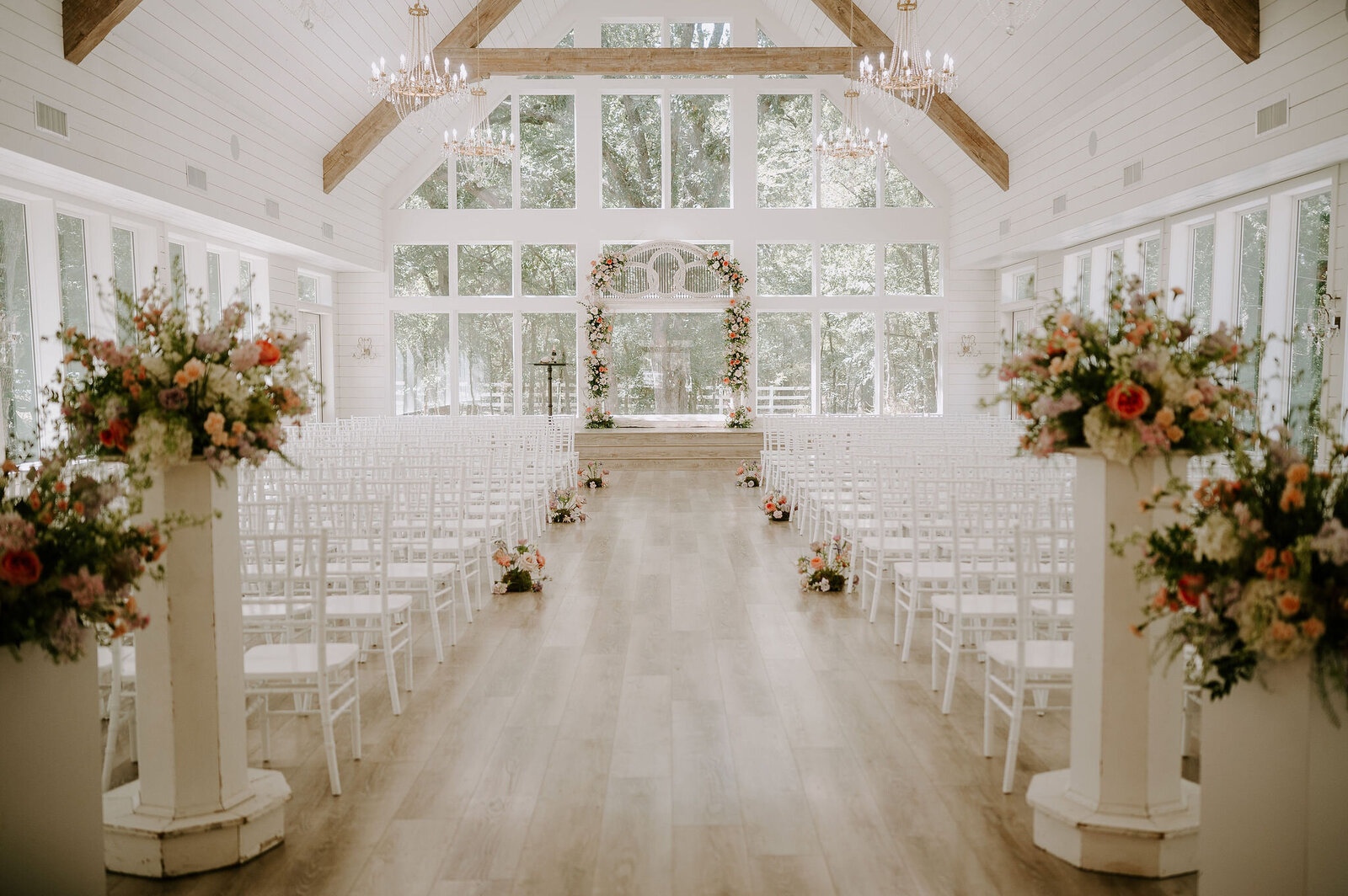 the-french-farmhouse-wedding-texas_ashleyvandertol-2479
