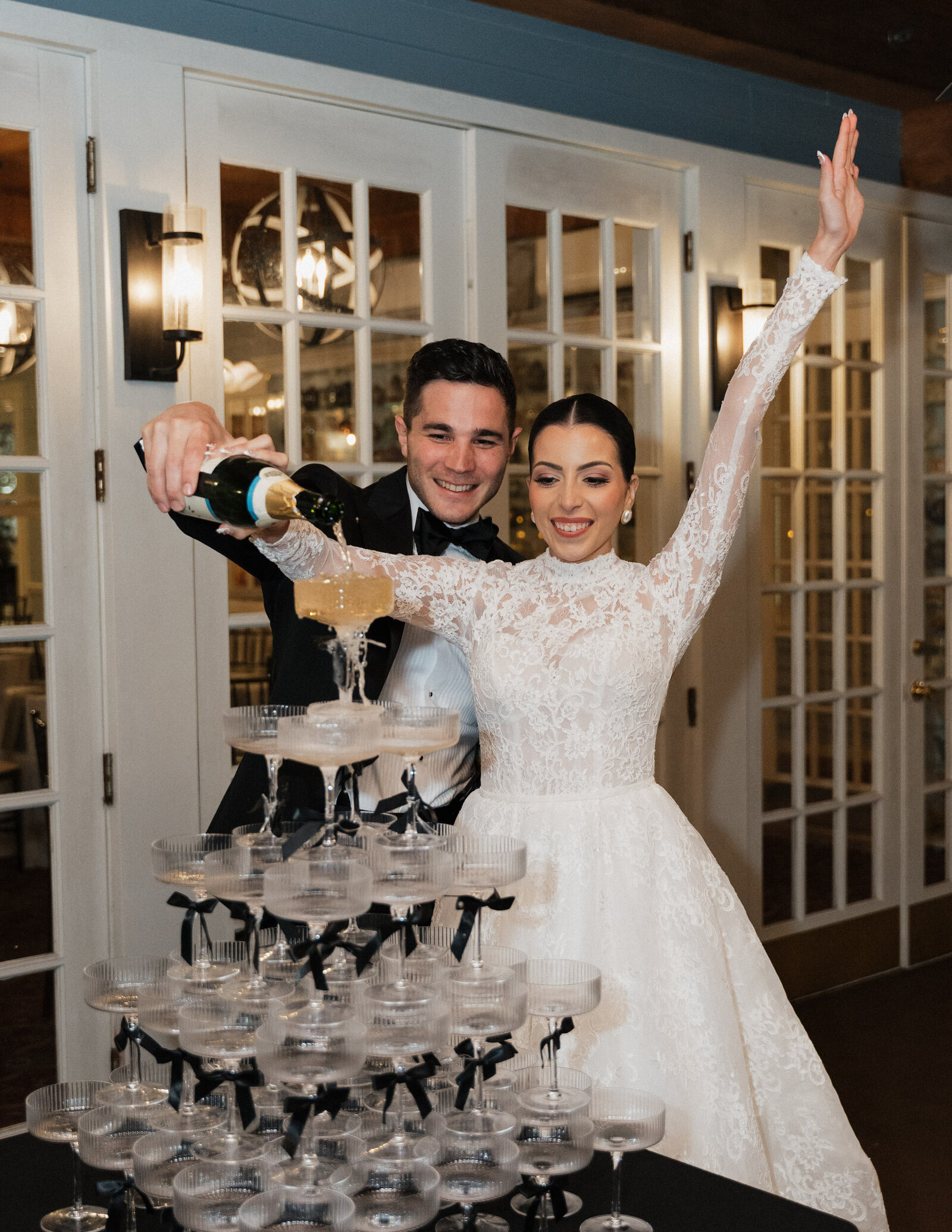 champagne-tower