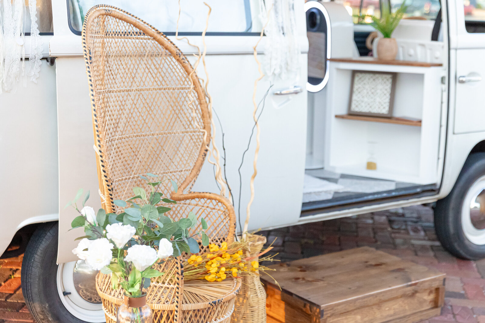 VW-BUS-tampa-photo-booth-bus-weddings-florida-weddings-wedding-venues-wedding-photo-booth-florida-photo-booth-bus108