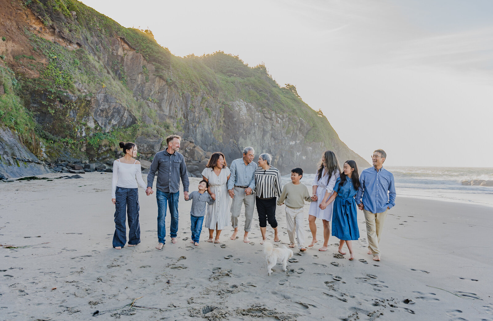 Family Photographer in Lincoln City, Oregon 