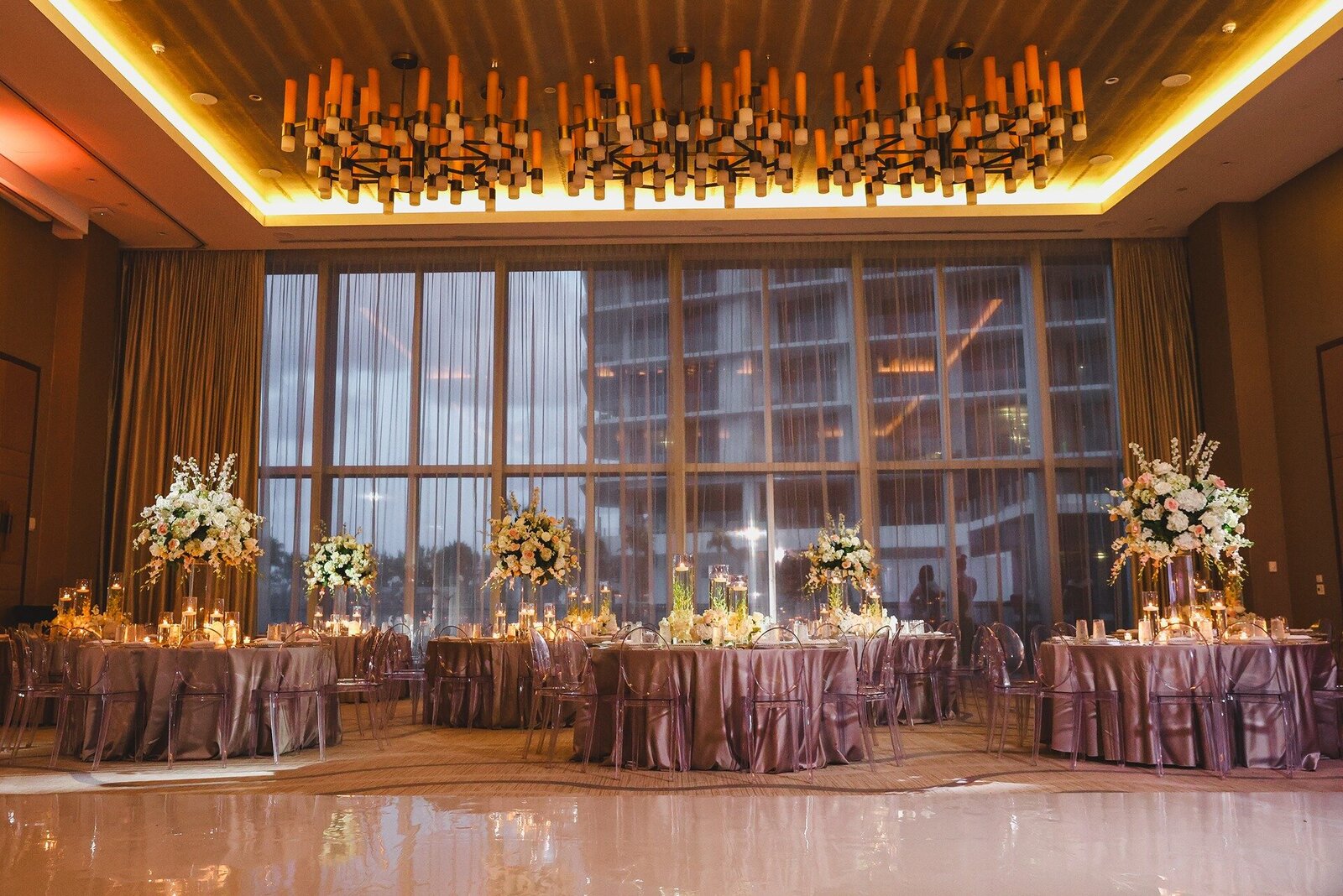 the-conrad-reception-tables-3