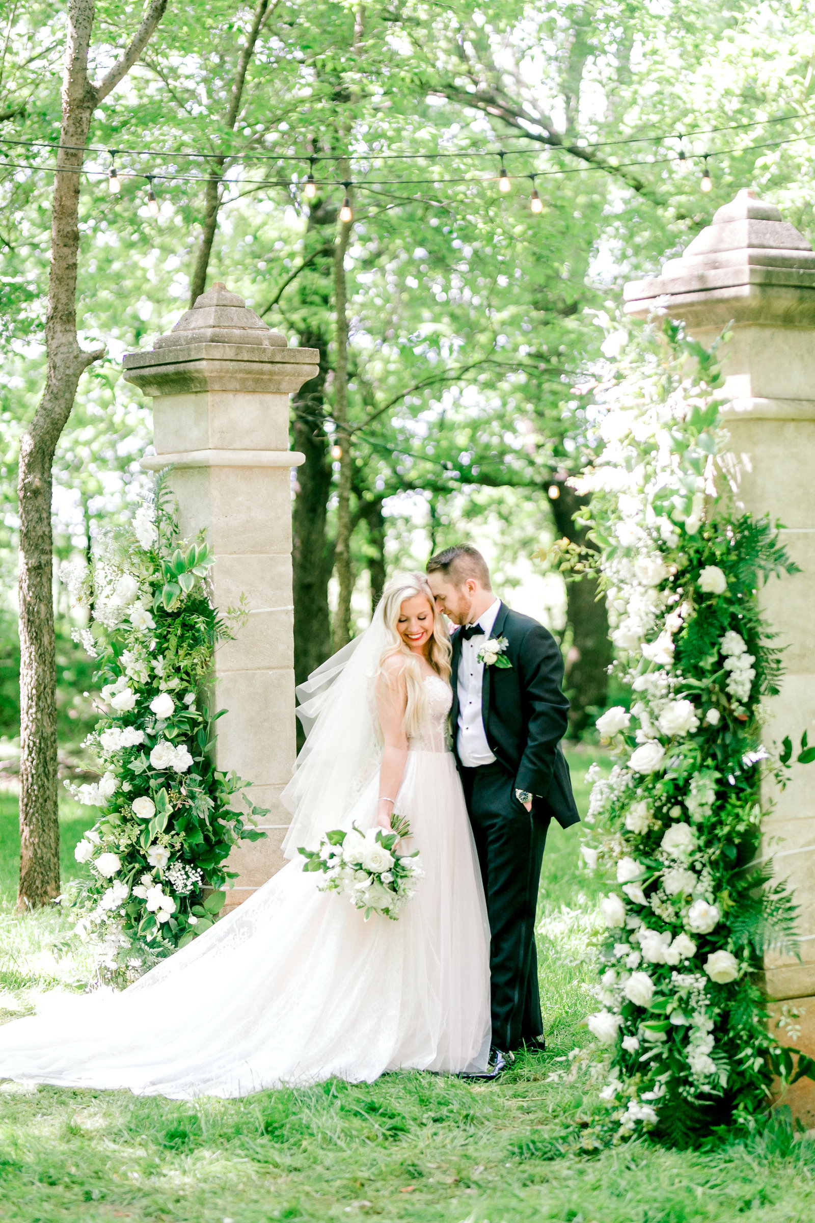 Michelle-and-Michael-Wedding-Preview-by-Emily-Nicole-Photo-39