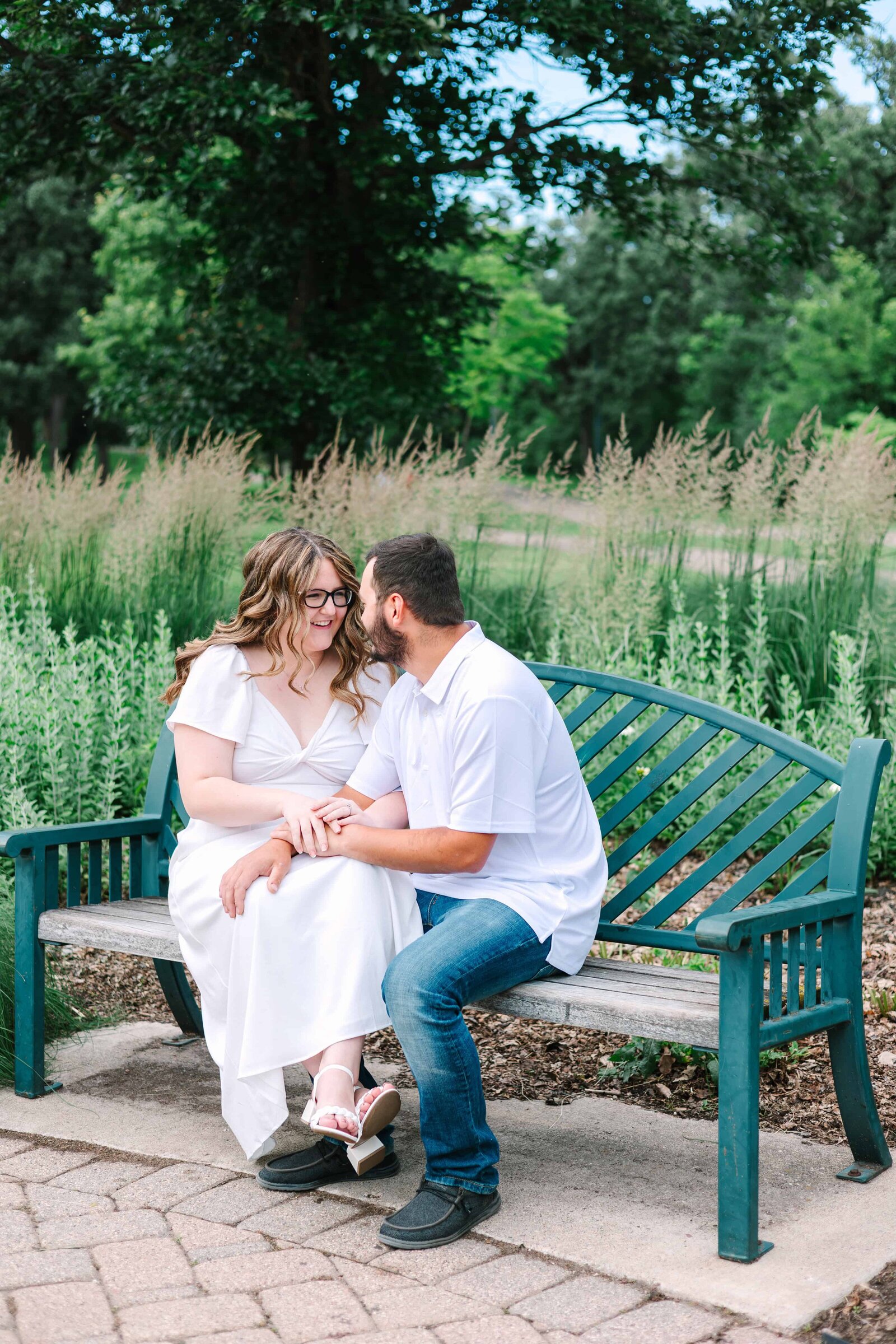 Minnehaha-Falls-Minneapolis-Minnesota-Engagement-Photo-Willow-And-Rove-27