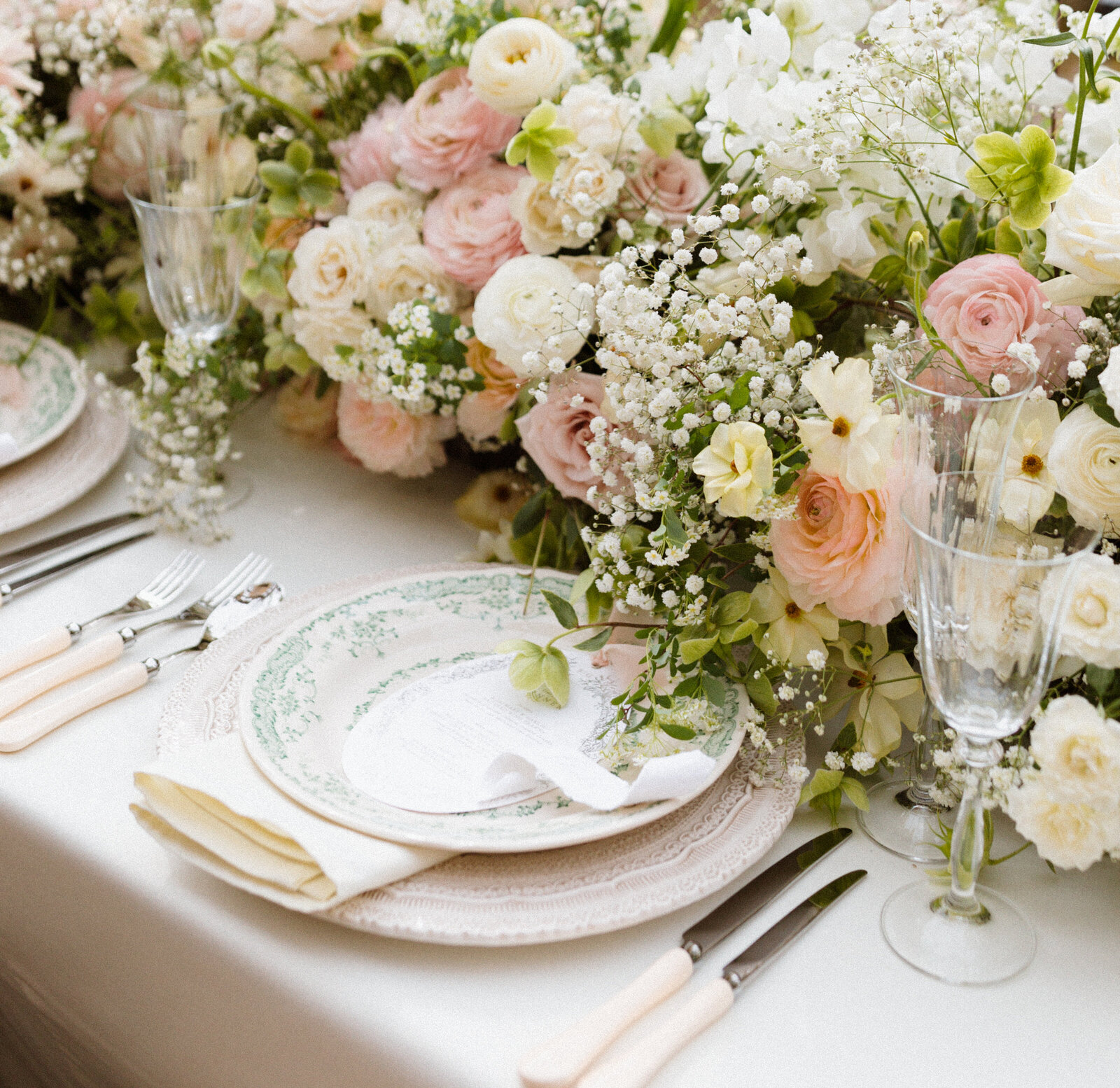 wedding ceremony, wedding florals