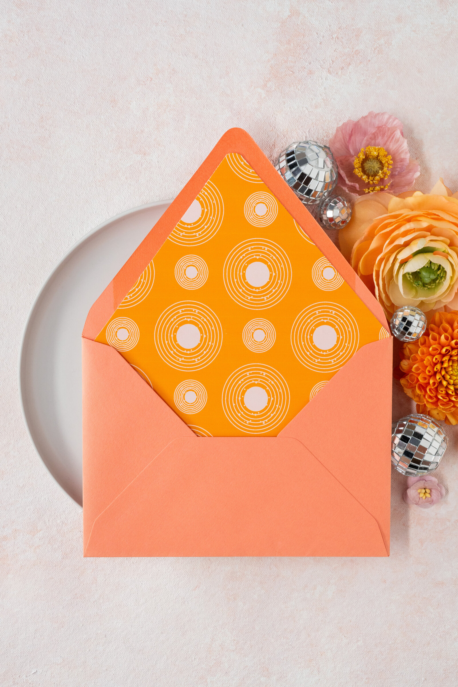 retro-wedding-envelope-liner