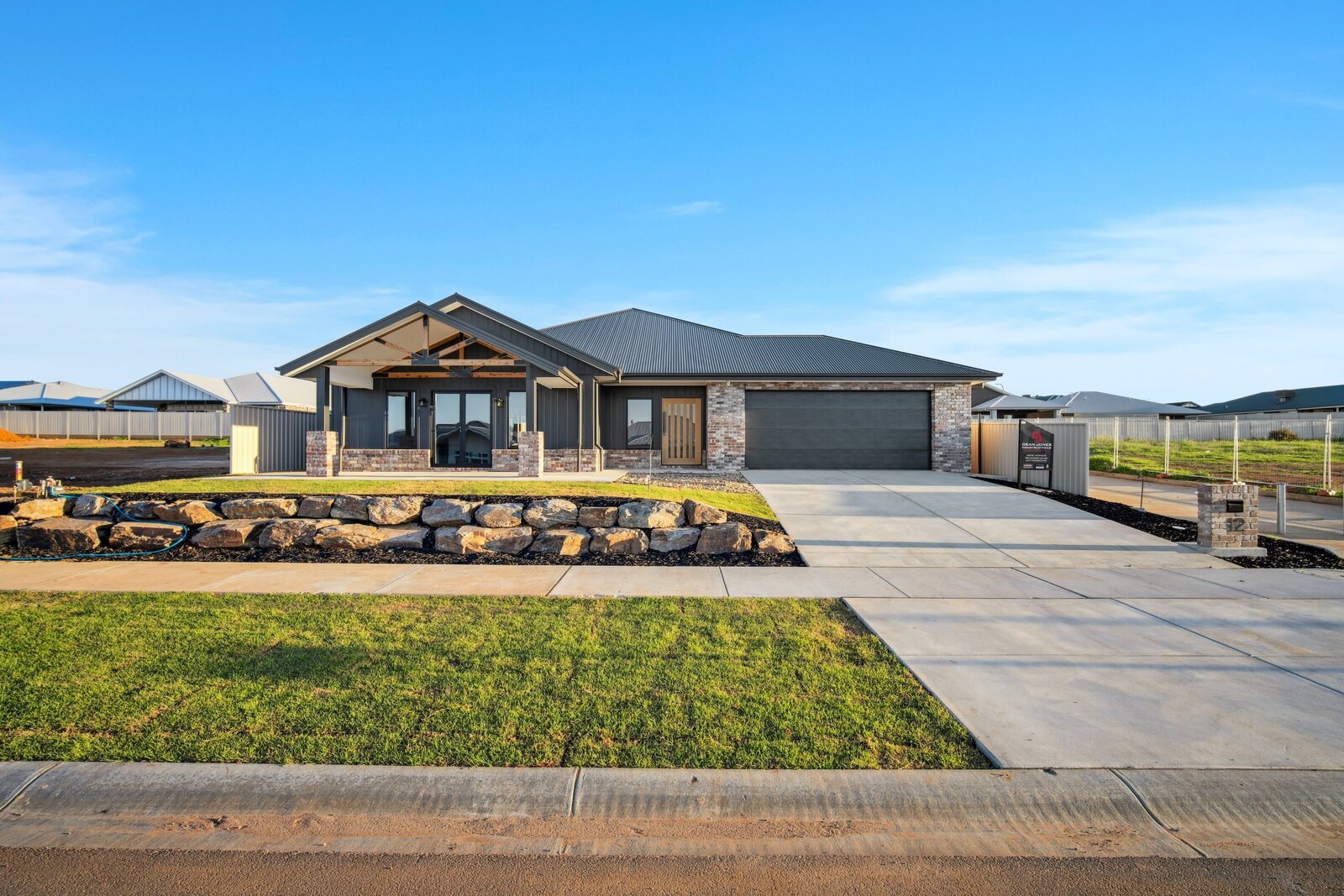 Projec-Burt-New-Build-front-exterior