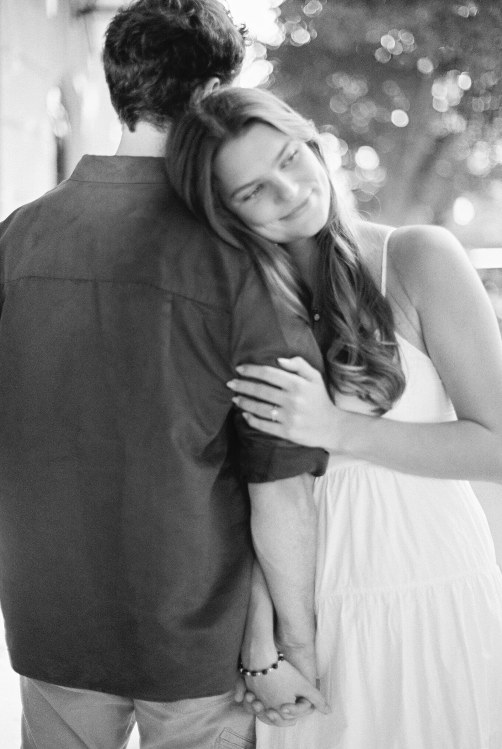 Anniversary photographer Alabama couples session outdoor romantic natural light.