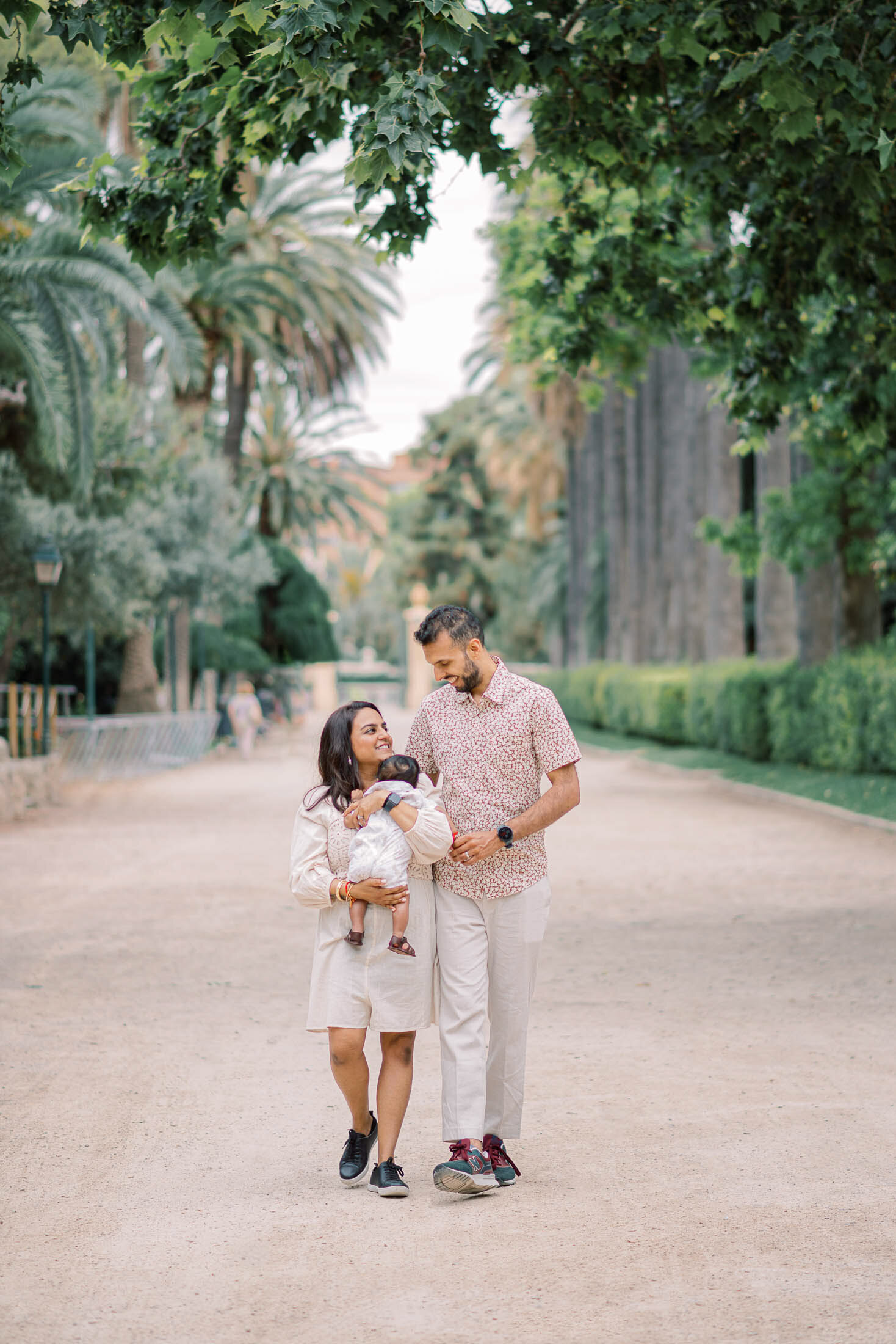 Vacation-Family-Photographer-Valencia-Viveros-Garden-19