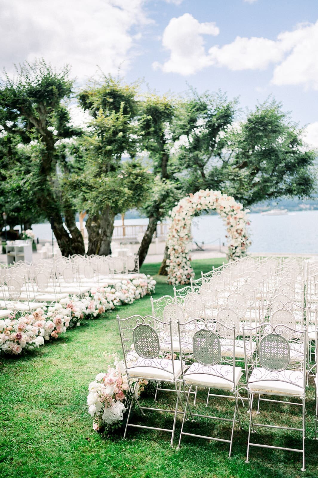 Christophe-Serrano-Palace-de-menton-Annecy-destination-luxury-wedding-france1