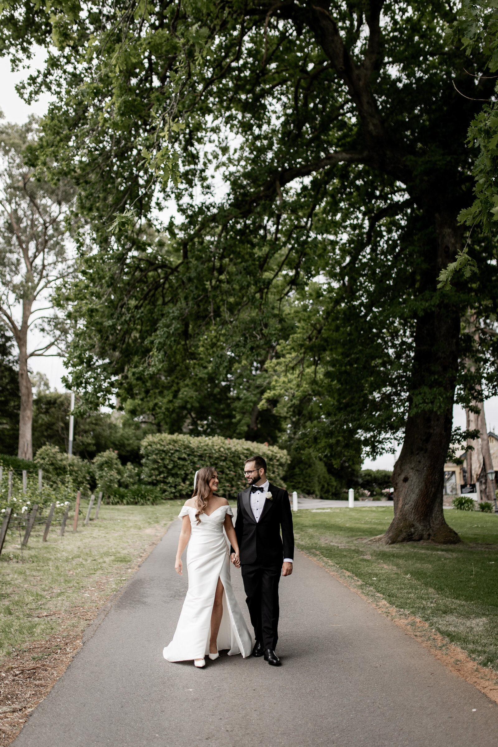 241123-Mikaela-Nathan-Rexvil-Photography-Adelaide-Wedding-Photographer-212