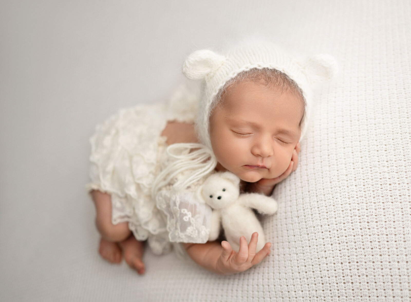 newborn studio photos