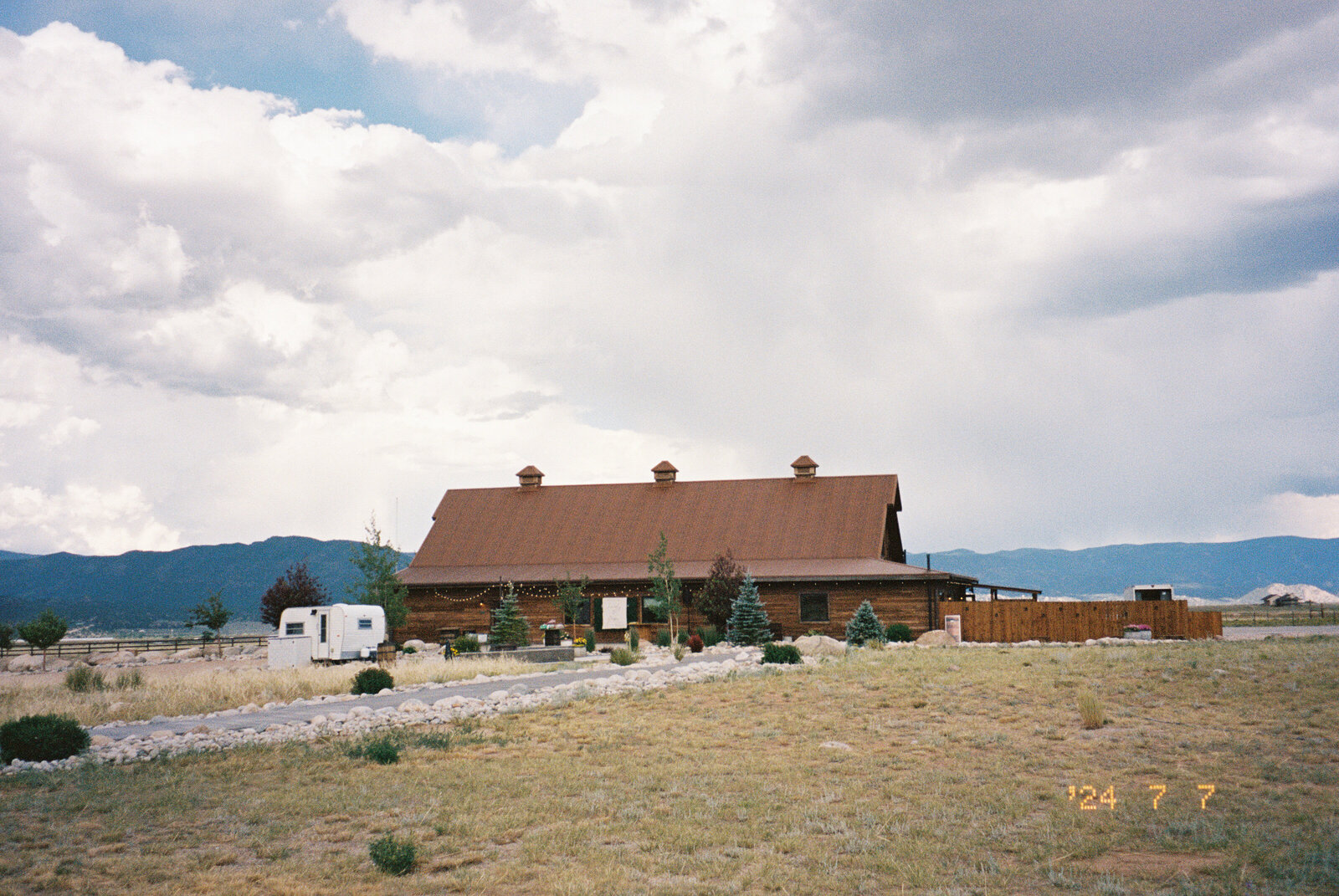 2052014-R1-067-32